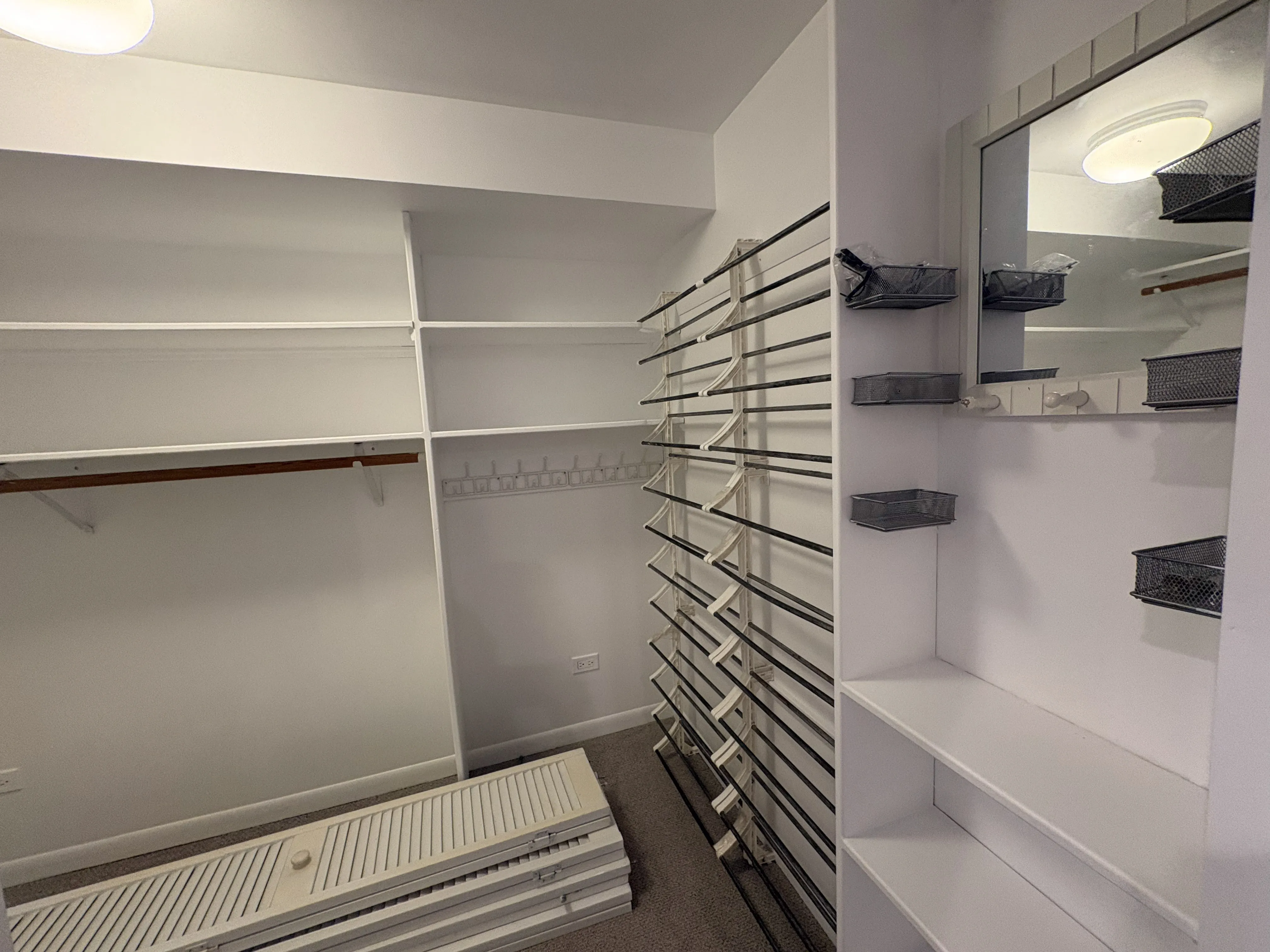 610 W Briar Pl   60657 60657-Two Flat-unit#1-Chicago-IL