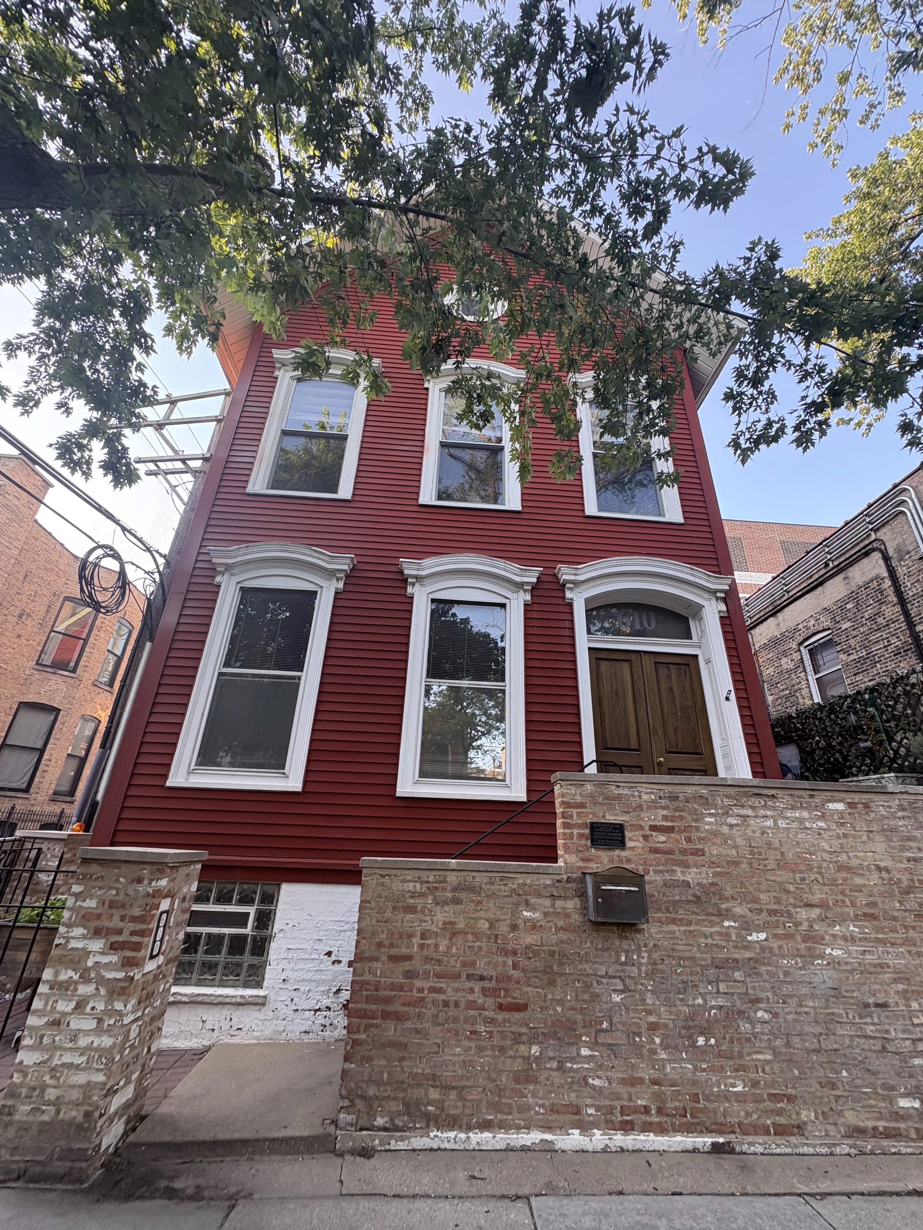 610 W Briar Pl 60657 60657-Two Flat-unit#1-Chicago-IL