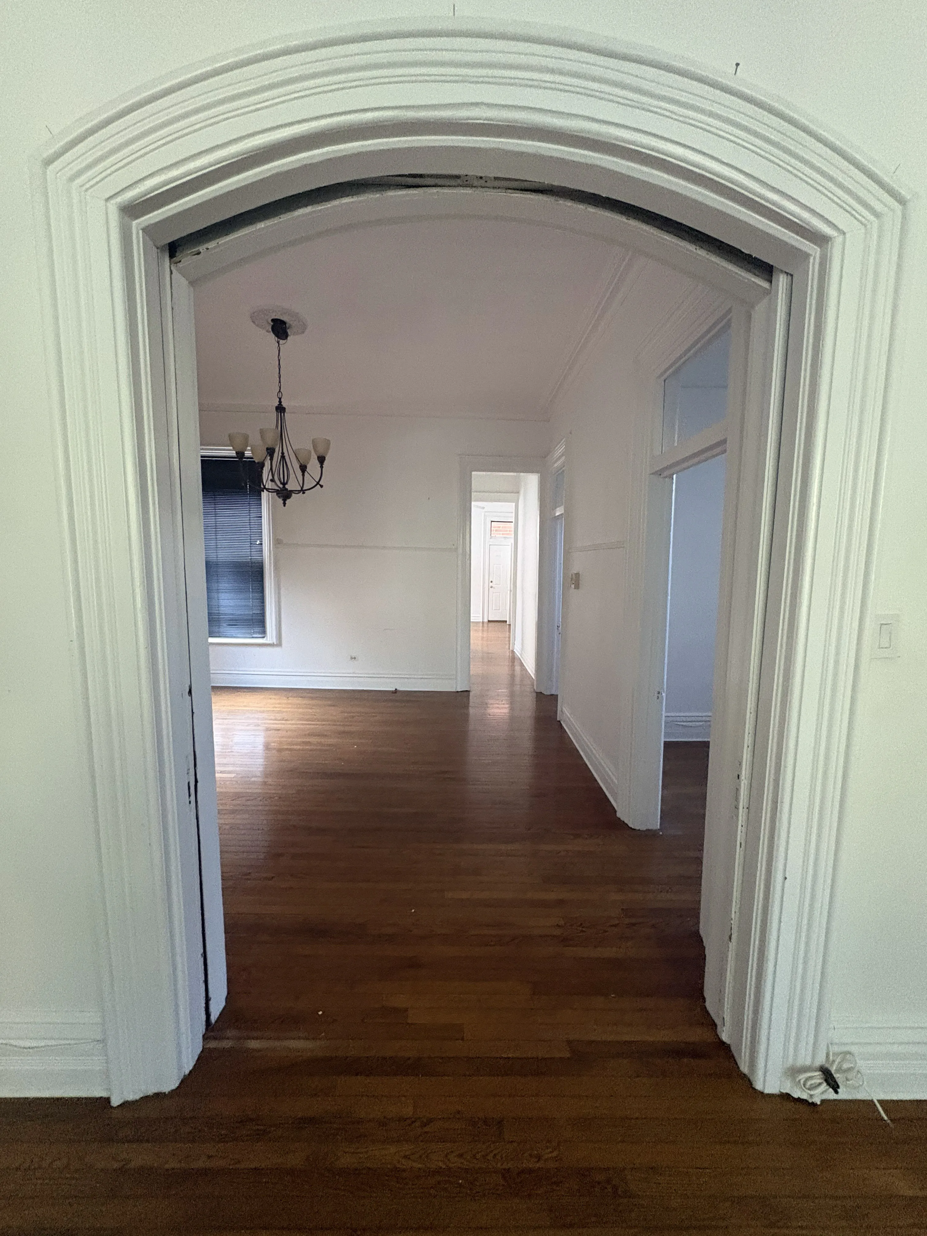 610 W Briar Pl   60657 60657-Two Flat-unit#1-Chicago-IL
