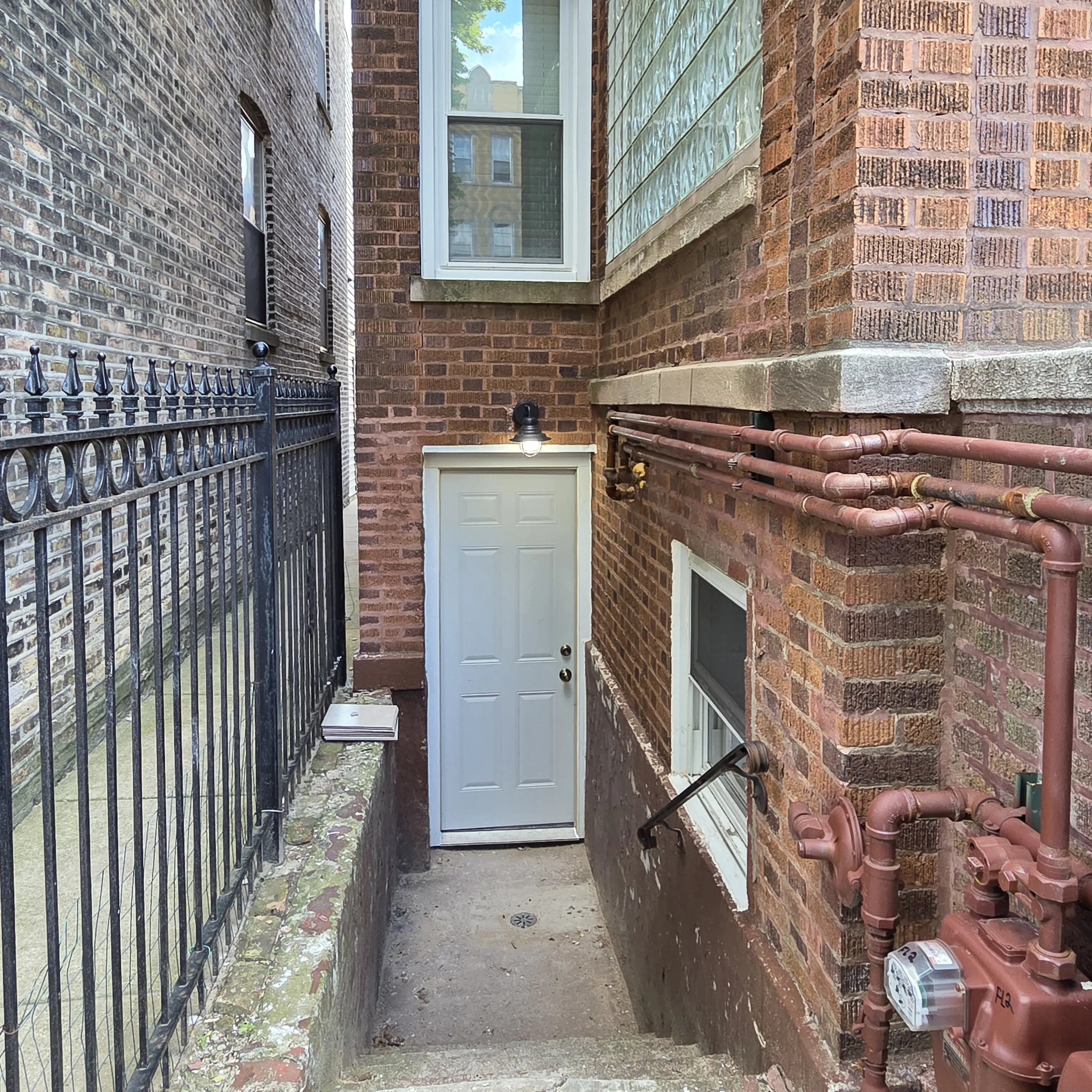 2637 W Winona St   60625 60625-unit#B-Chicago-IL