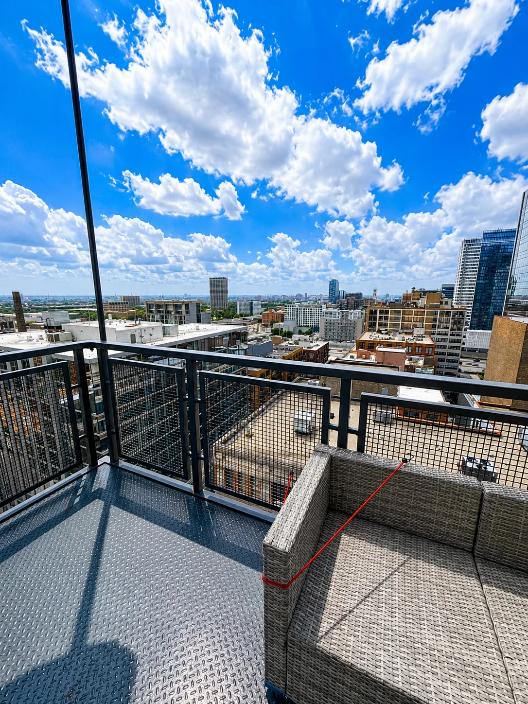 565 W Quincy St   60661 60661-unit#1411-Chicago-IL