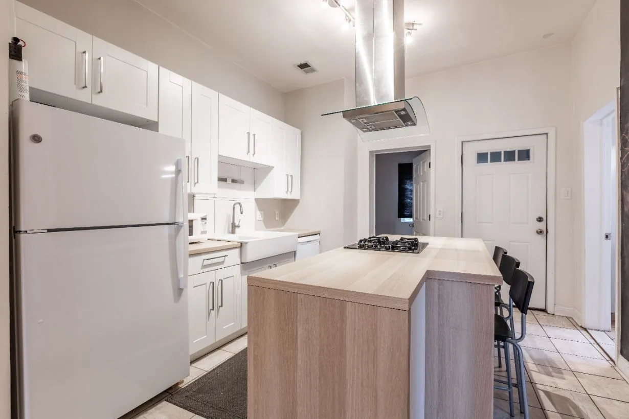 2554 W CORTLAND ST 60647-unit#2-Chicago-IL