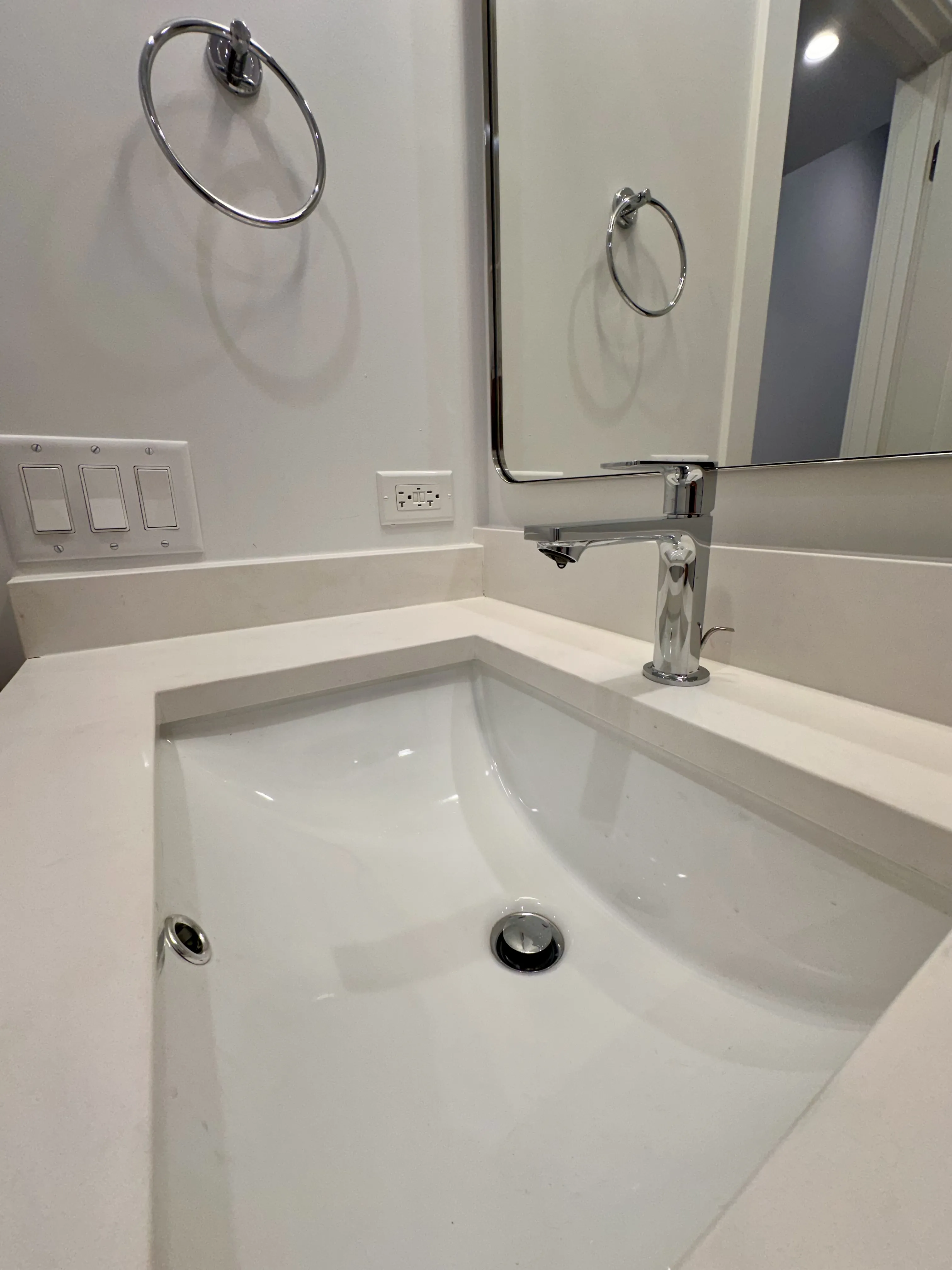 2950 N Sheffield Ave 60657 60657-unit#1F-Chicago-IL
