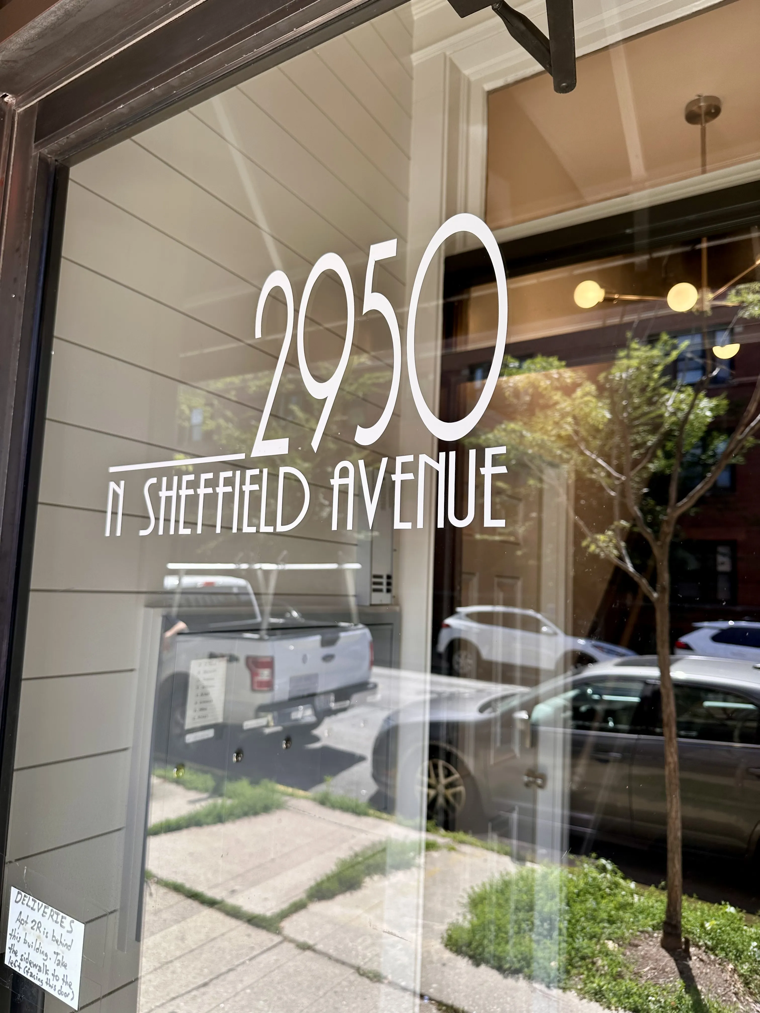 2950 N Sheffield Ave 60657 60657-unit#1F-Chicago-IL