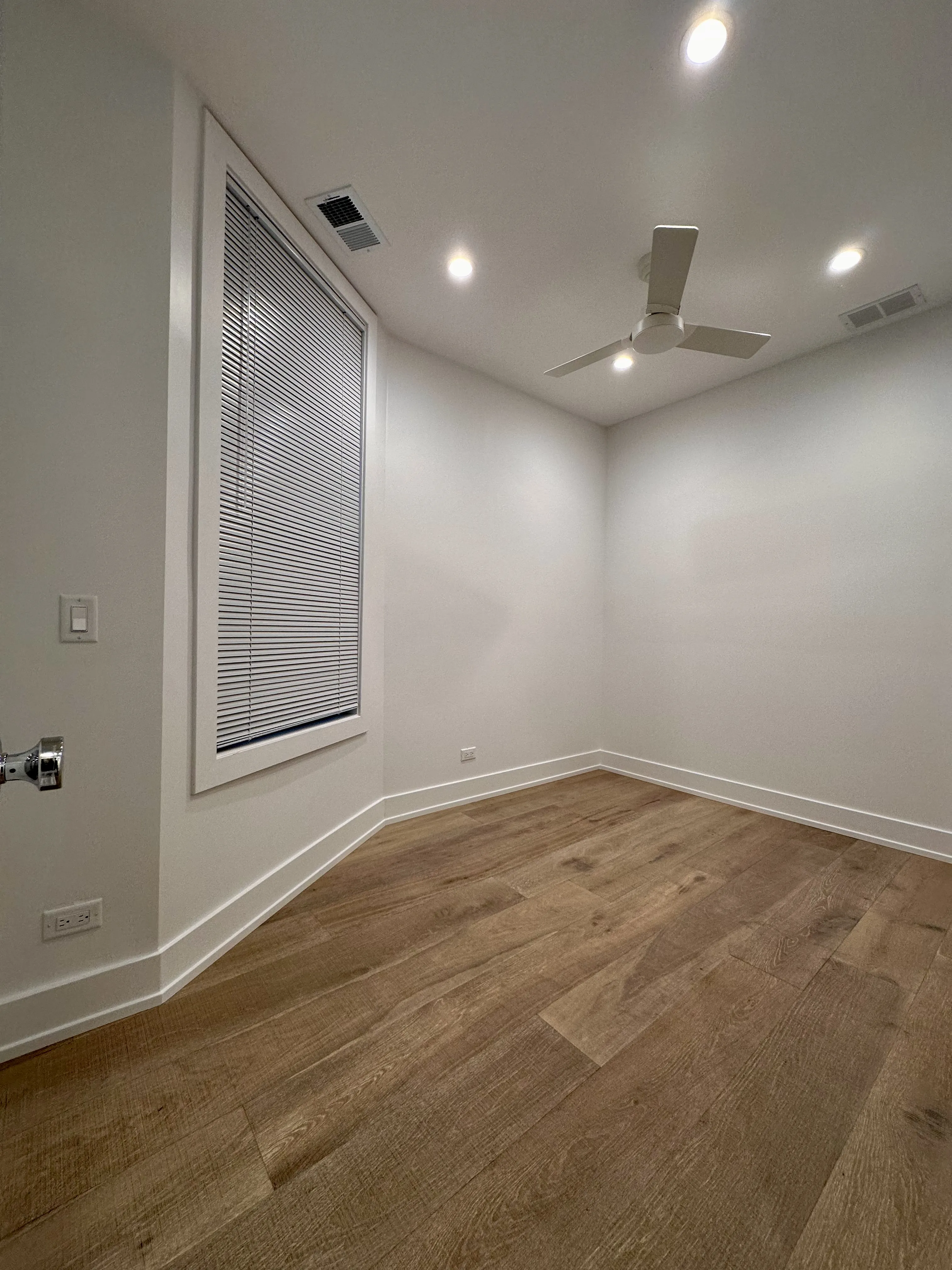 2950 N Sheffield Ave 60657 60657-unit#1F-Chicago-IL