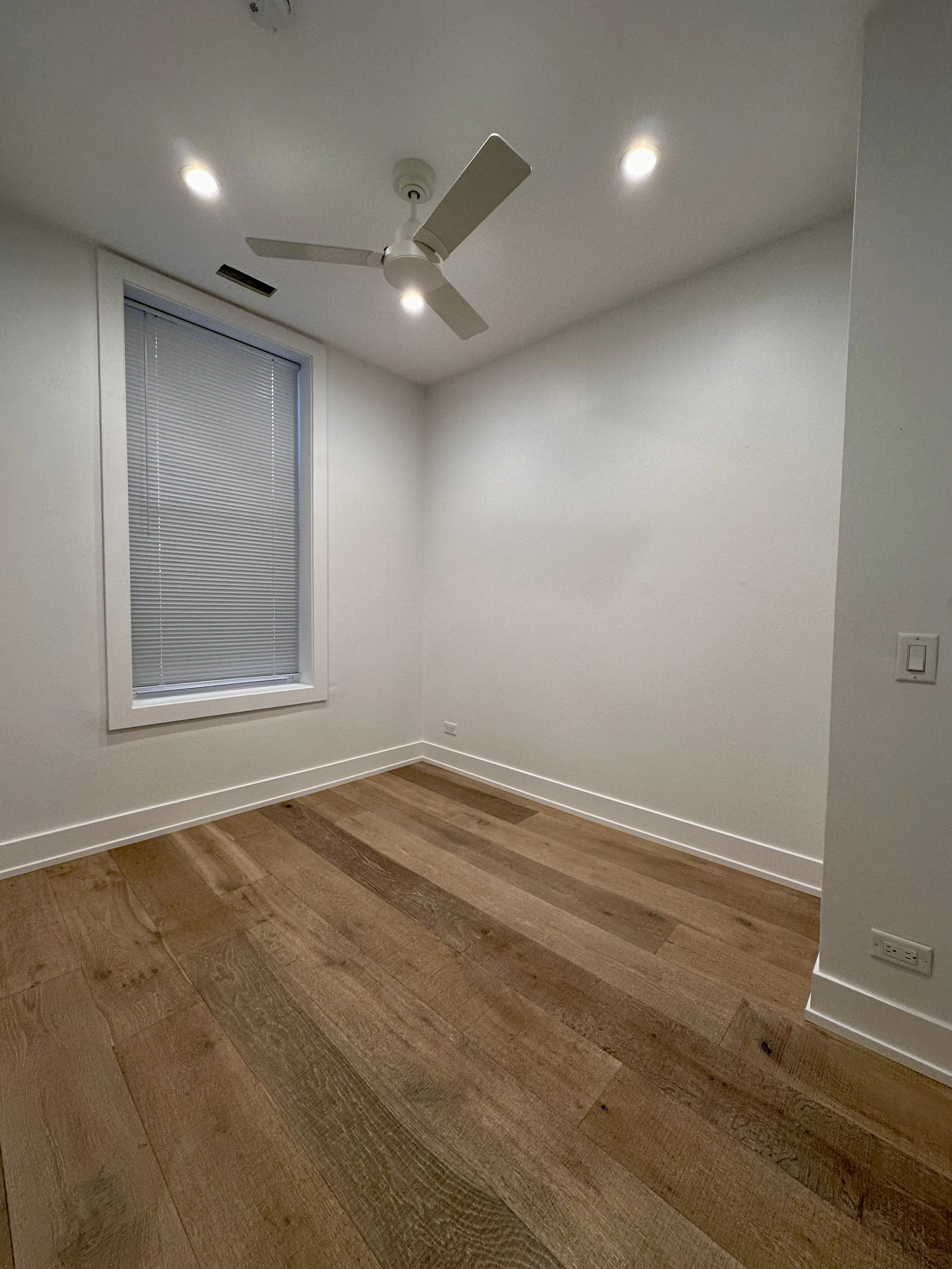 2950 N Sheffield Ave 60657 60657-unit#1F-Chicago-IL