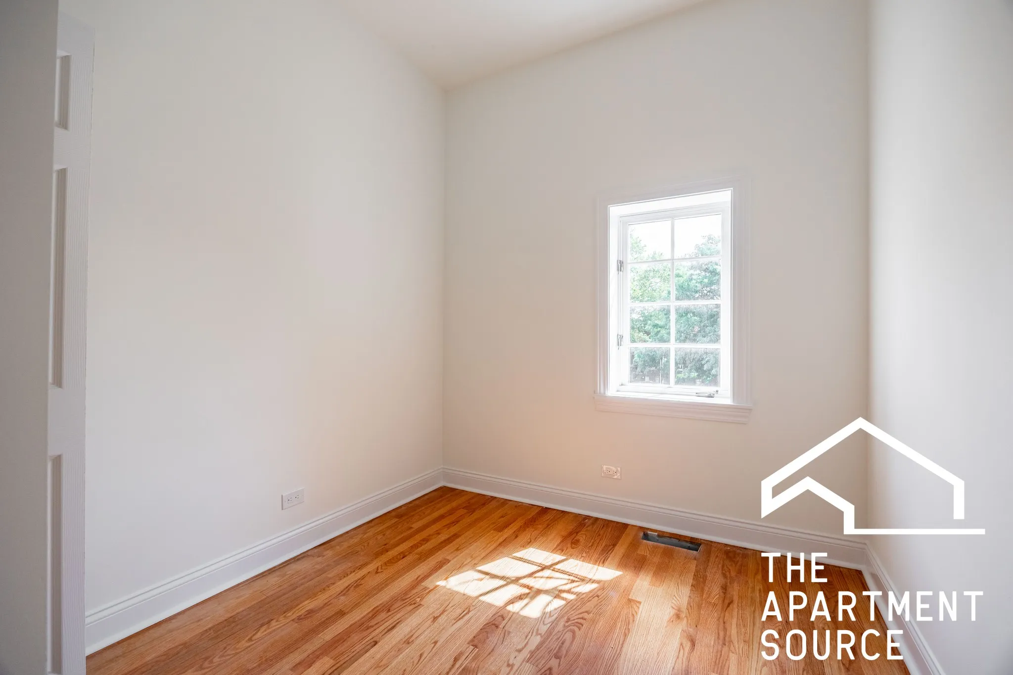 3107 N Harding Ave   60618 60618-unit#2E-Chicago-IL