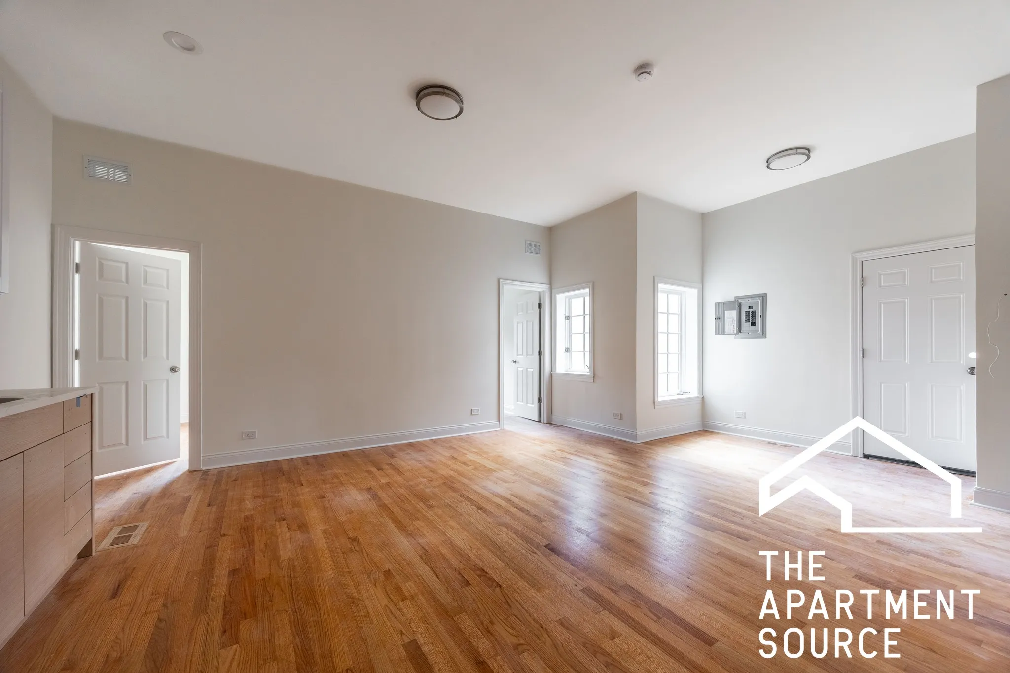 3107 N Harding Ave   60618 60618-unit#2E-Chicago-IL