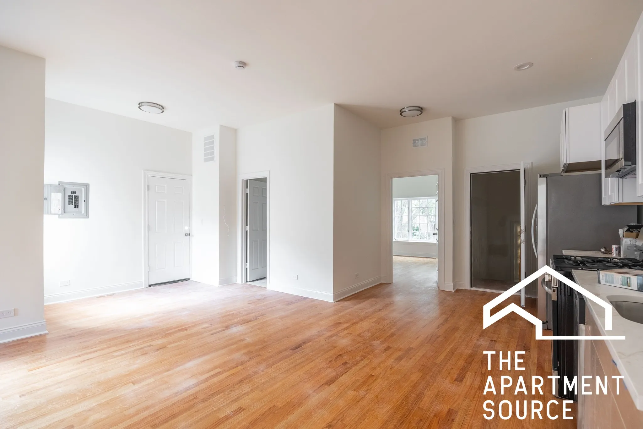 3107 N Harding Ave   60618 60618-unit#2E-Chicago-IL