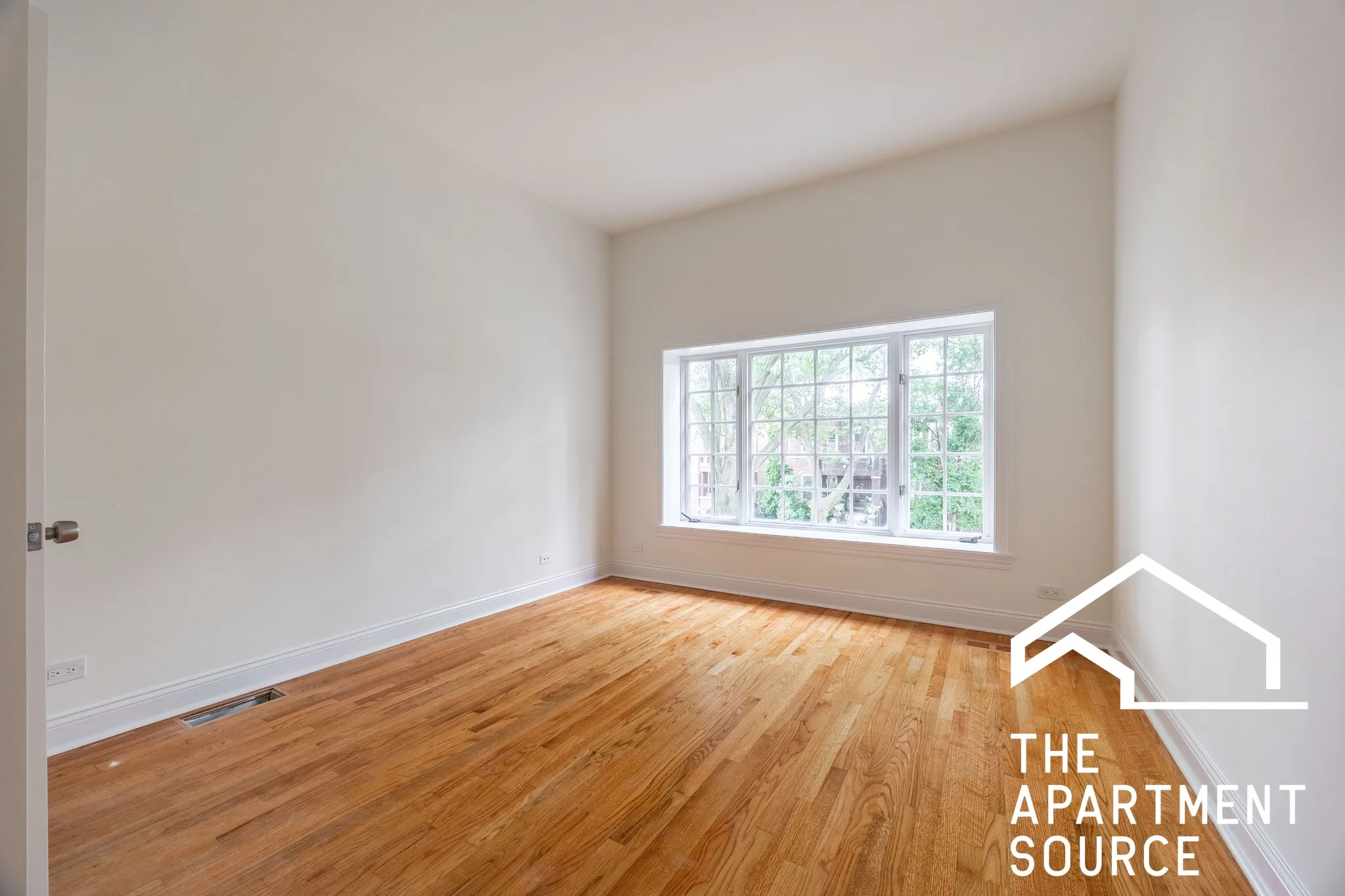 3107 N Harding Ave   60618 60618-unit#2E-Chicago-IL