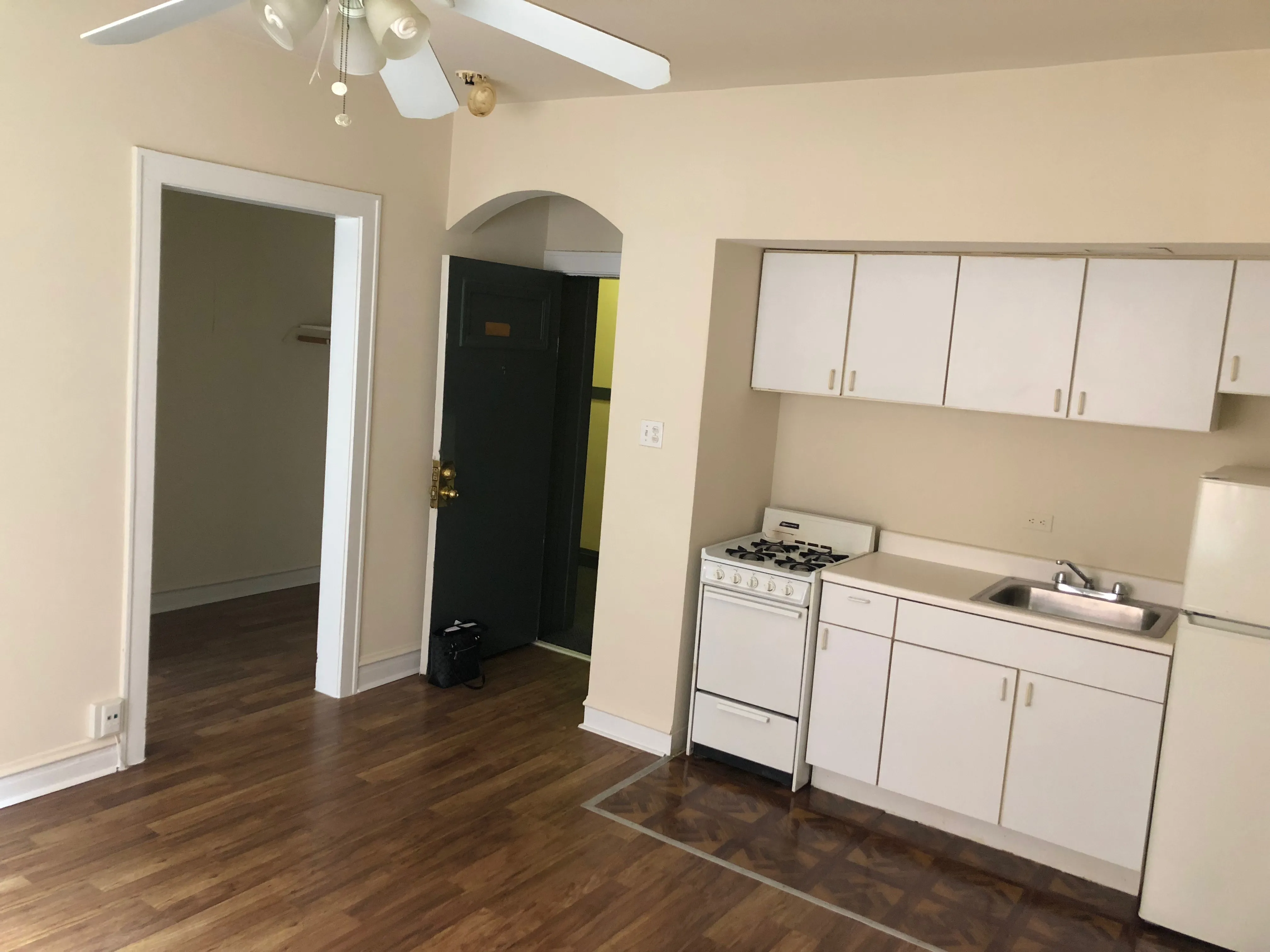 6916 N Lakewood Ave 60626 60626-unit#Studio-Chicago-IL