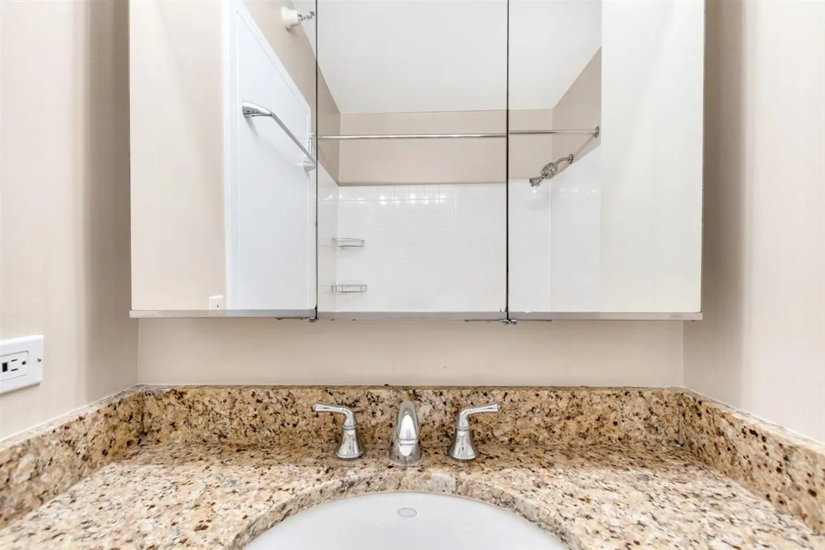 10 E Ontario St 60611 60611-unit#802-Chicago-IL