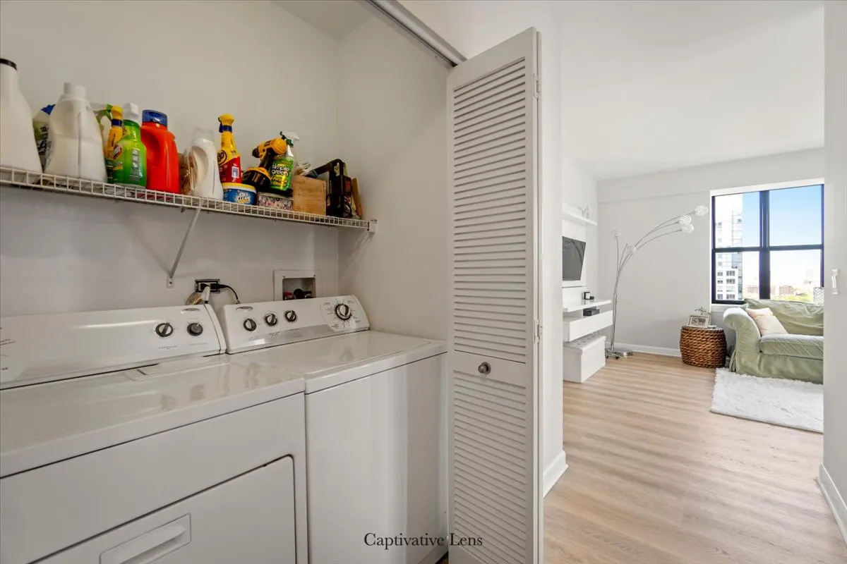 451 W Huron St 60654-Hudson & Huron-unit#1507-Chicago-IL