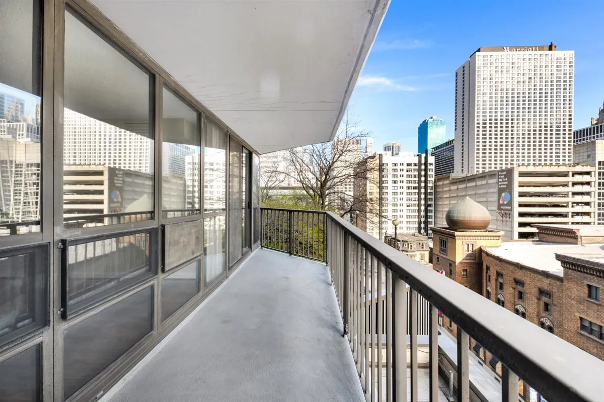 10 E Ontario St 60611 60611-unit#802-Chicago-IL