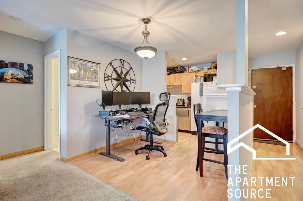 607 W Wrightwood Ave   60614 60614-unit#313-Chicago-IL
