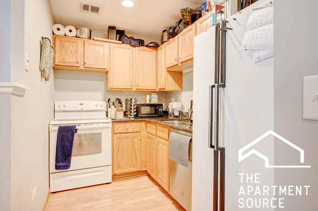 607 W Wrightwood Ave   60614 60614-unit#313-Chicago-IL