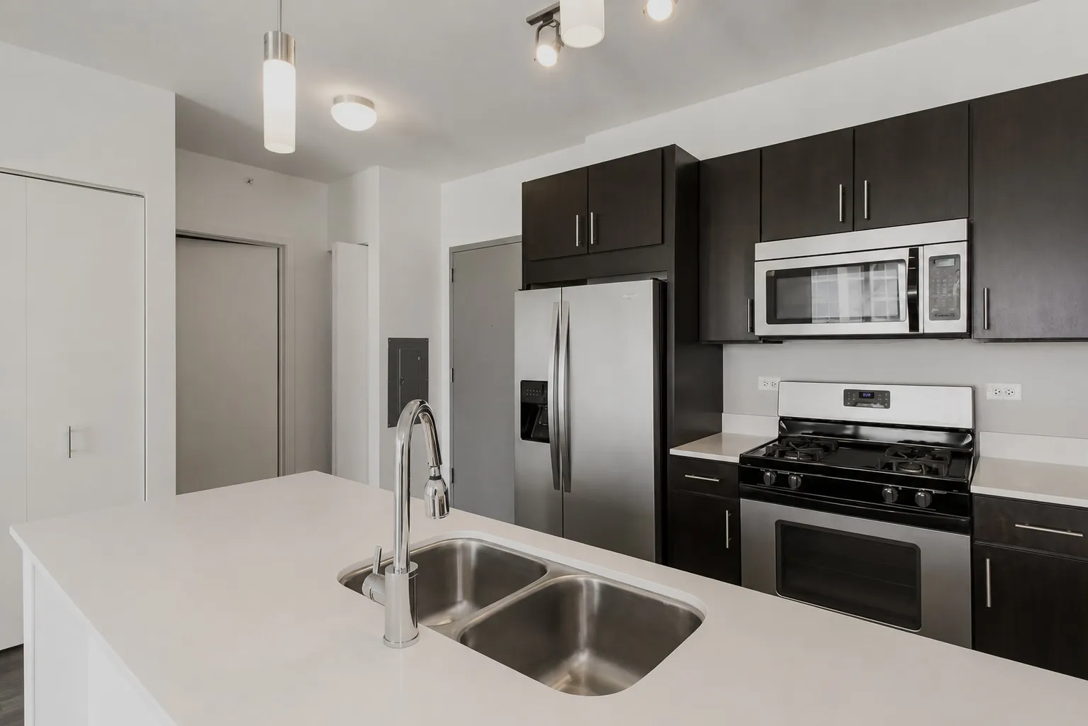 3740 N Halsted St 60613 60613-unit#415-Chicago-IL