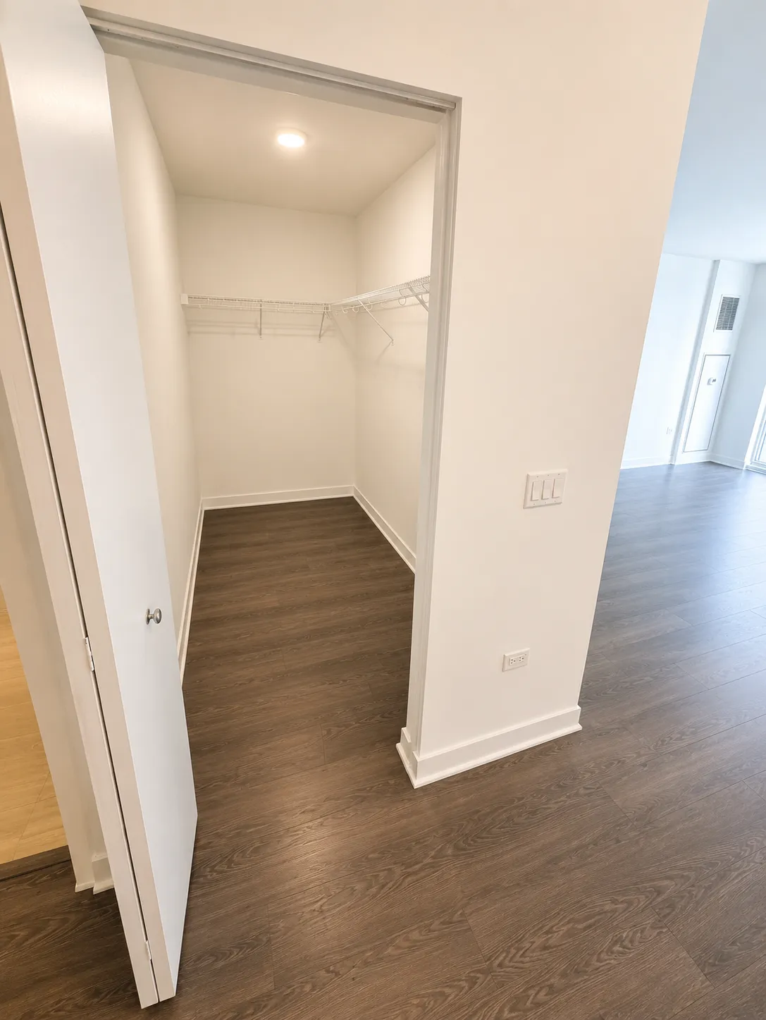 210 N Wells St   60601 60601-unit#3104-Chicago-IL