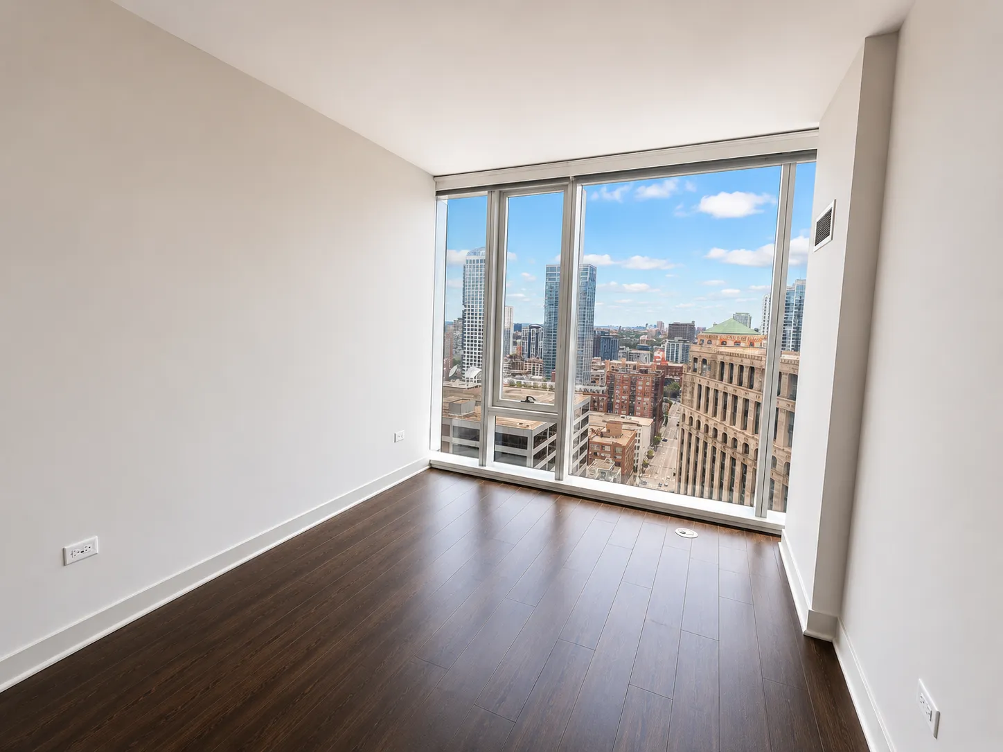 343 W Wolf Point Plaza   60654 60654-unit#2412-Chicago-IL