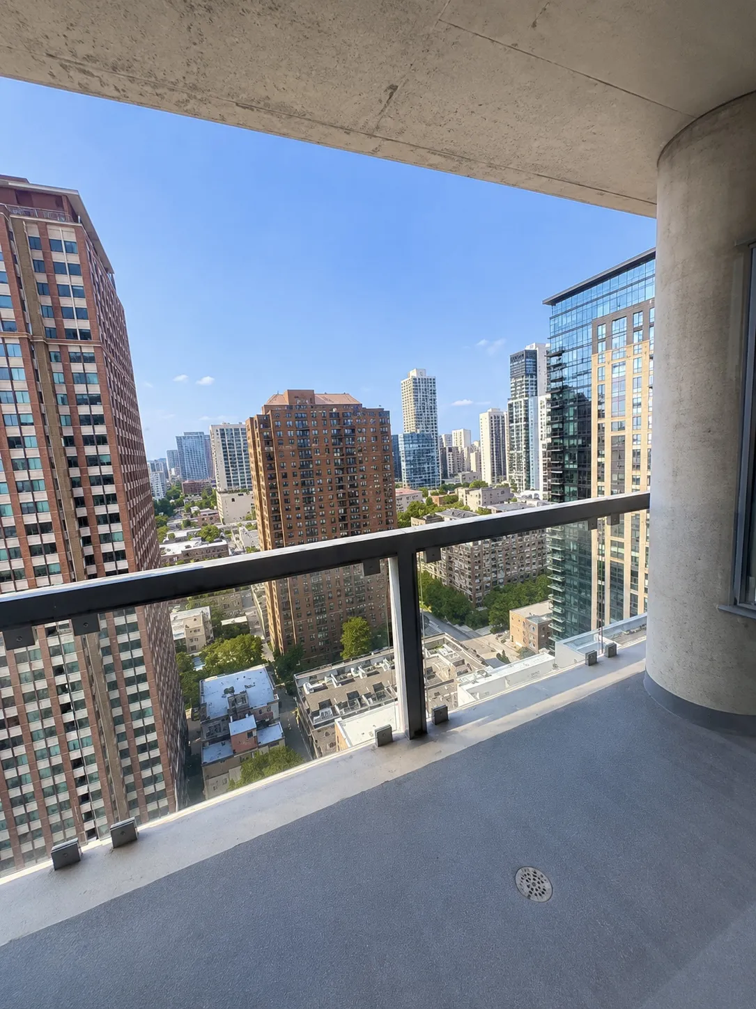 805 N La Salle Dr 60610 60610-unit#404-Chicago-IL