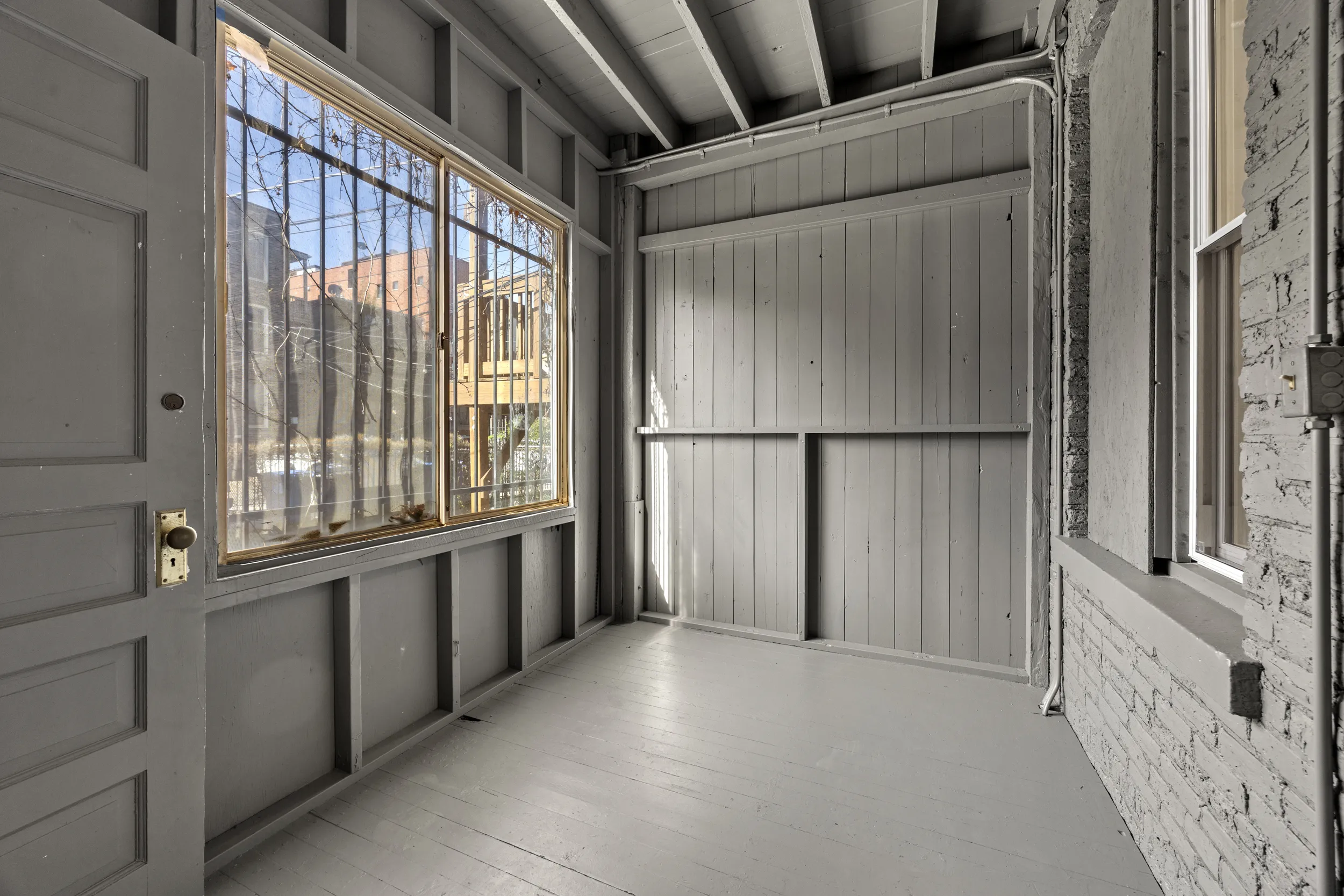 915 W Newport Ave 60657 60657-unit#1-Chicago-IL