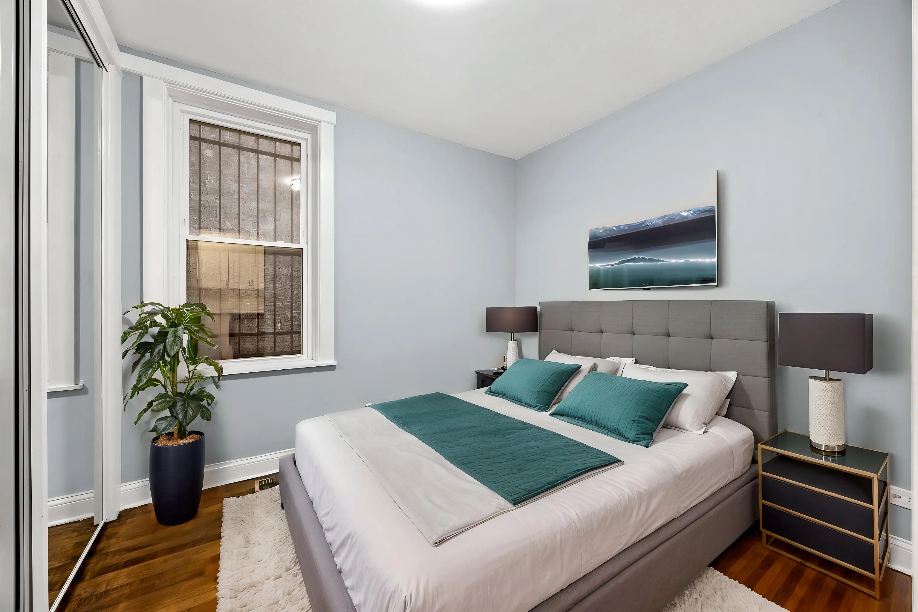 915 W Newport Ave 60657 60657-unit#1-Chicago-IL