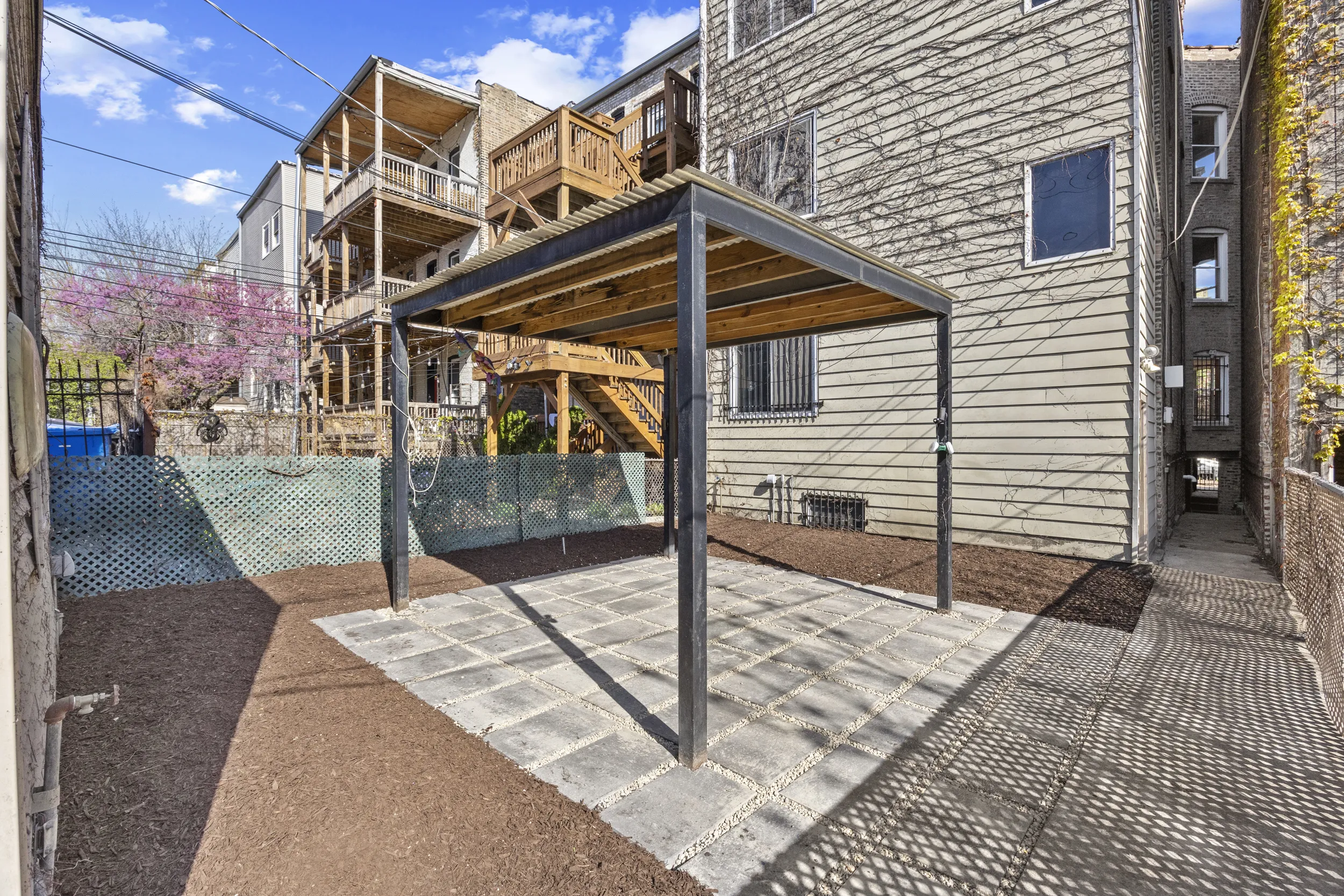 915 W Newport Ave 60657 60657-unit#1-Chicago-IL
