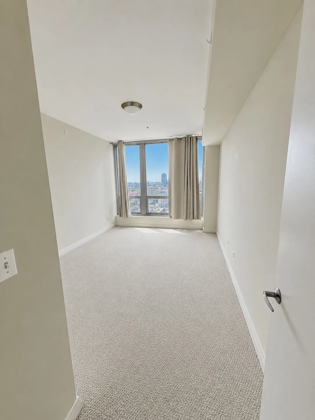 565 W Quincy St   60661 60661-unit#1411-Chicago-IL