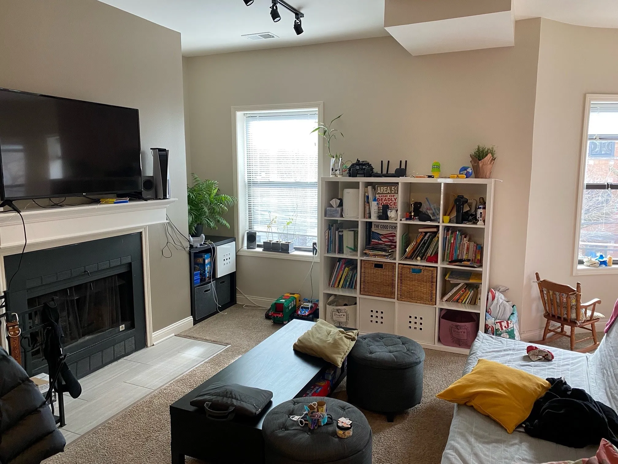 3180 N Clark St   60657 60657-Belmont Court-unit#J5-Chicago-IL