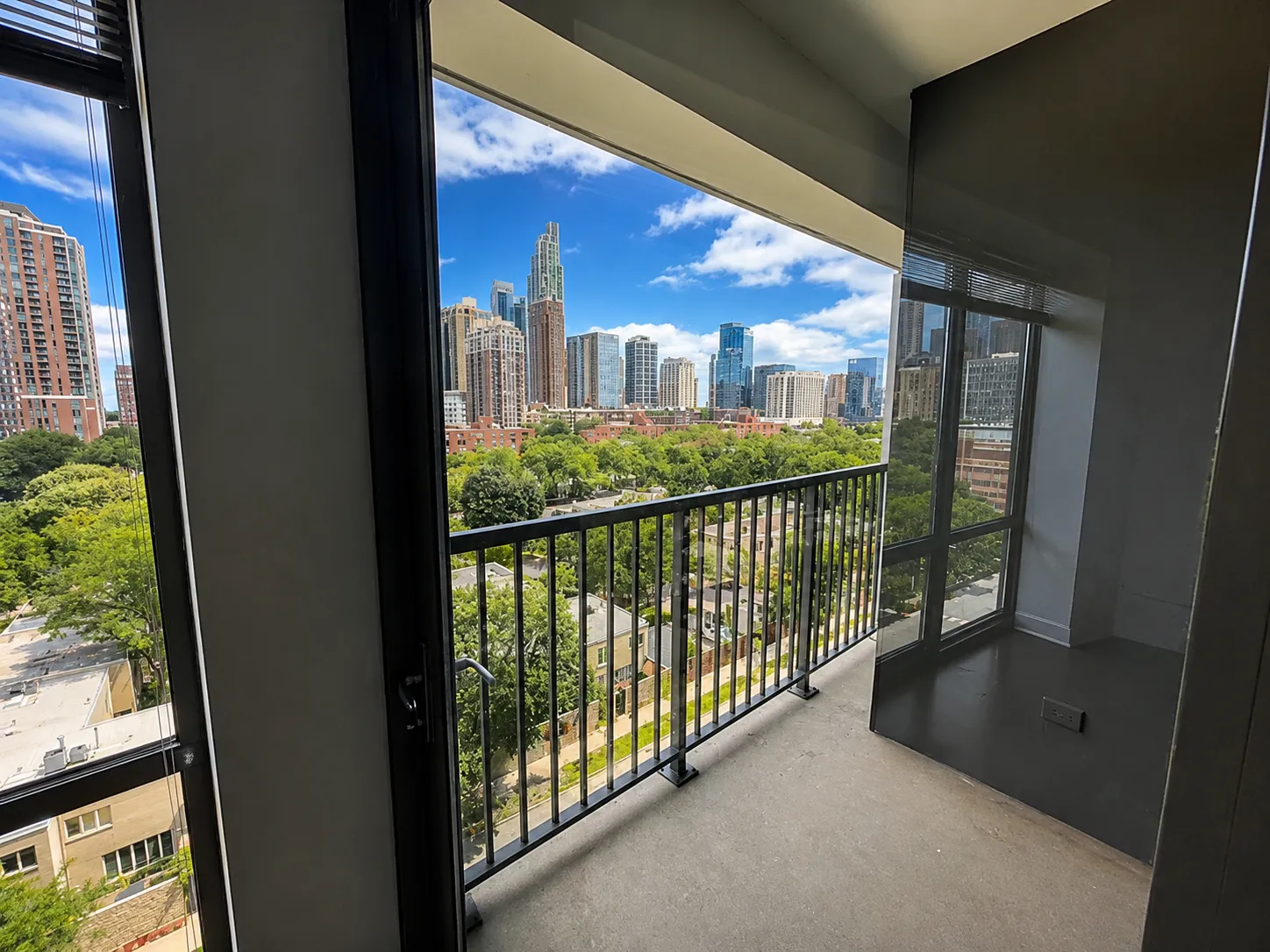 900 S Clark St   60605 60605-unit#1201-Chicago-IL