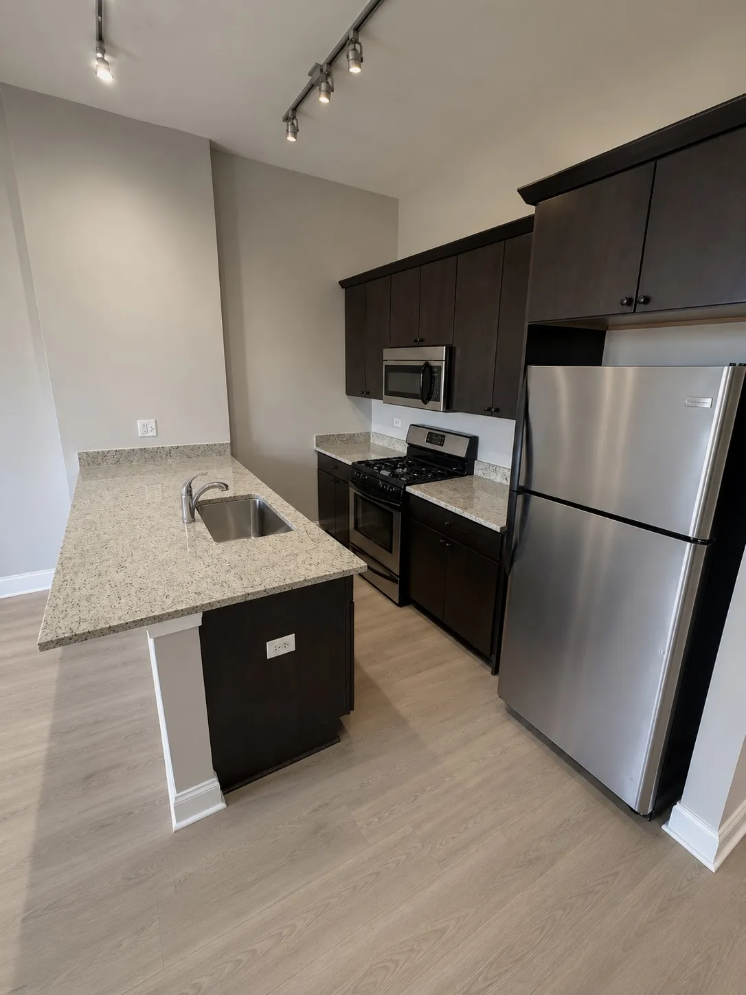 1935 S Wabash Ave 60616 60616-unit#729-Chicago-IL