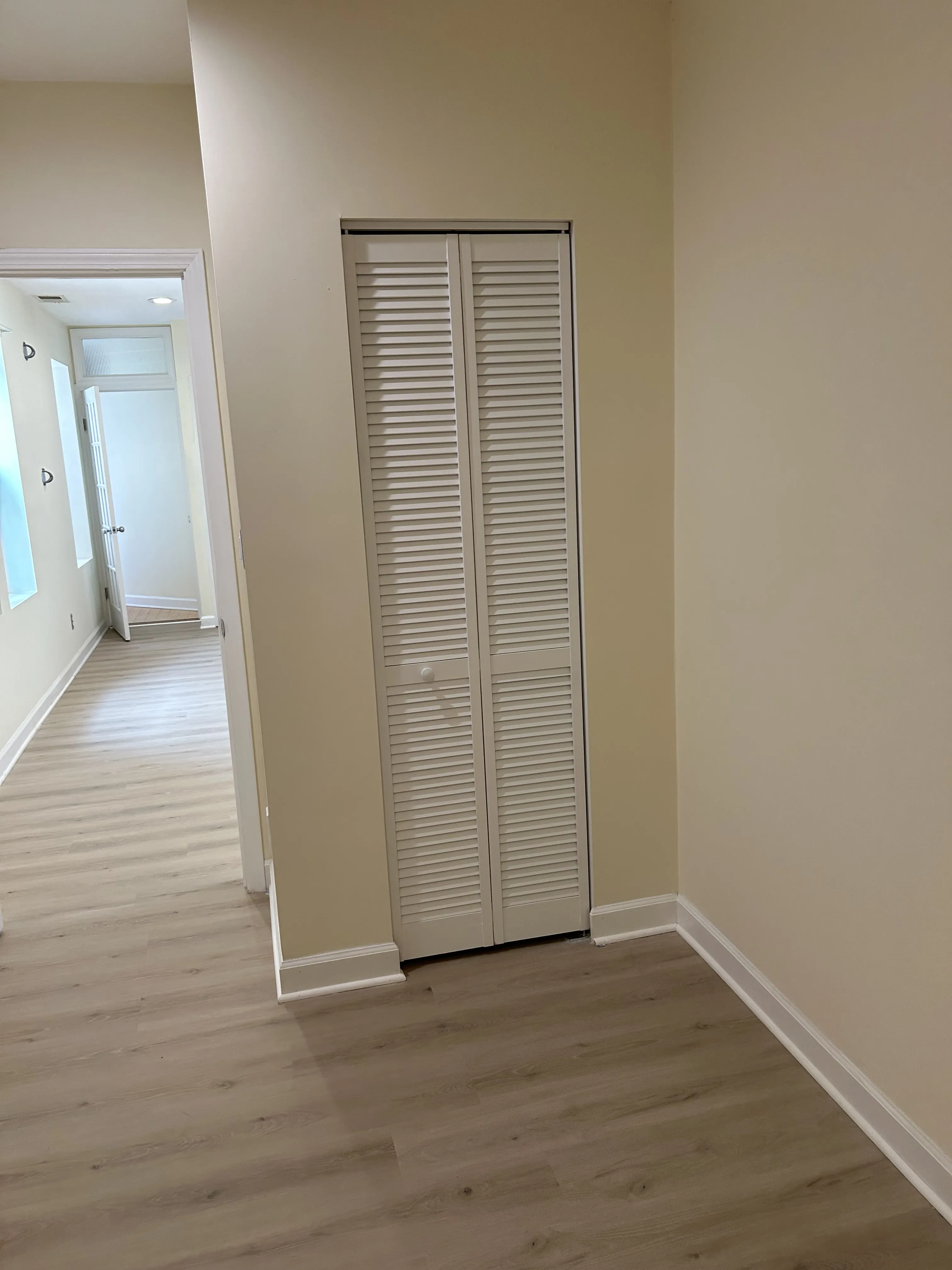 5746 N Milwaukee Ave 60646 60646-unit#2-Chicago-IL