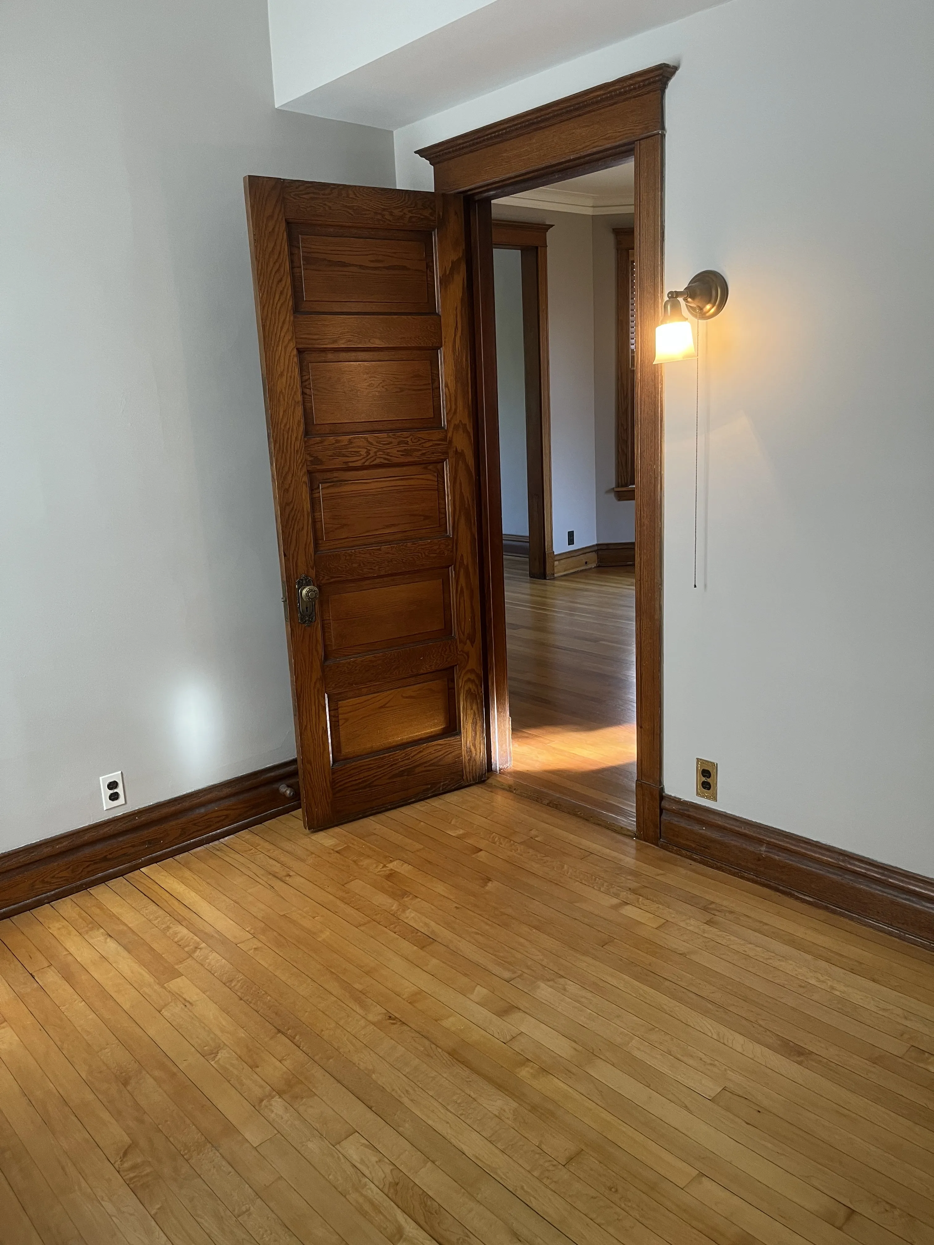 1925 W Eddy St   60657 60657-unit#2nd FL-Chicago-IL