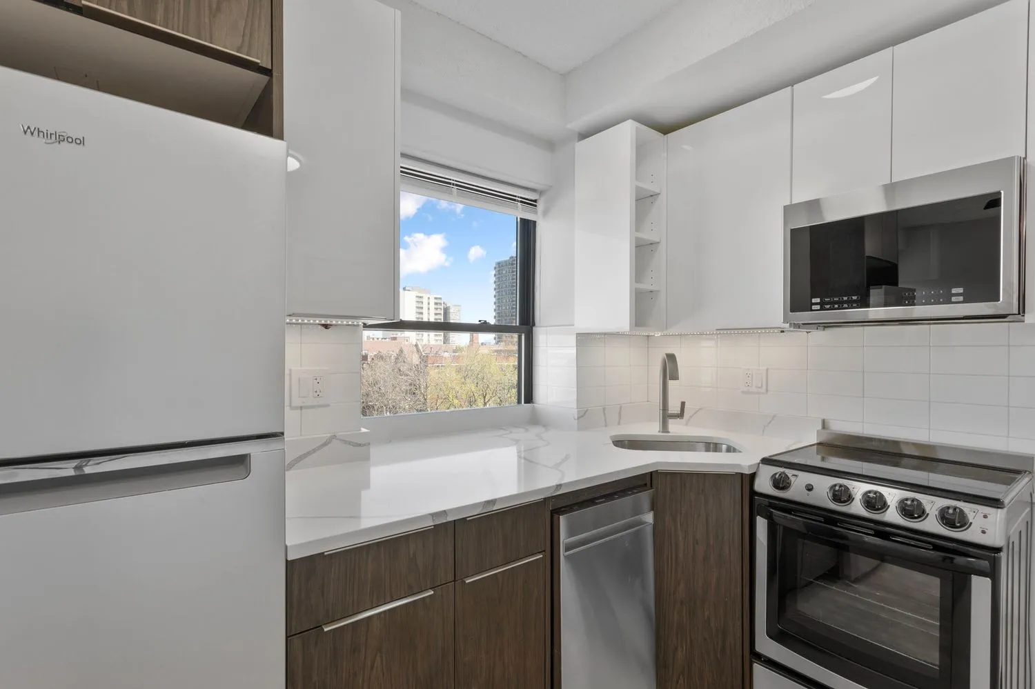 6026 N Winthrop Ave 60660 60660-The Fleetwood -unit#2D-Chicago-IL