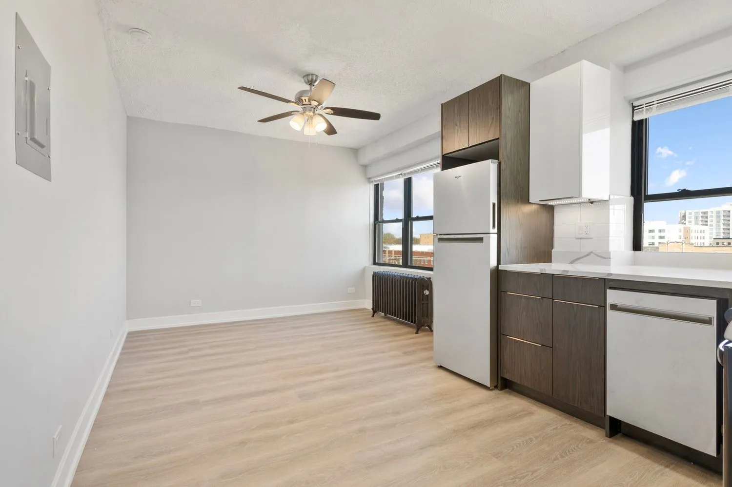6026 N Winthrop Ave   60660 60660-The Fleetwood -unit#2D-Chicago-IL