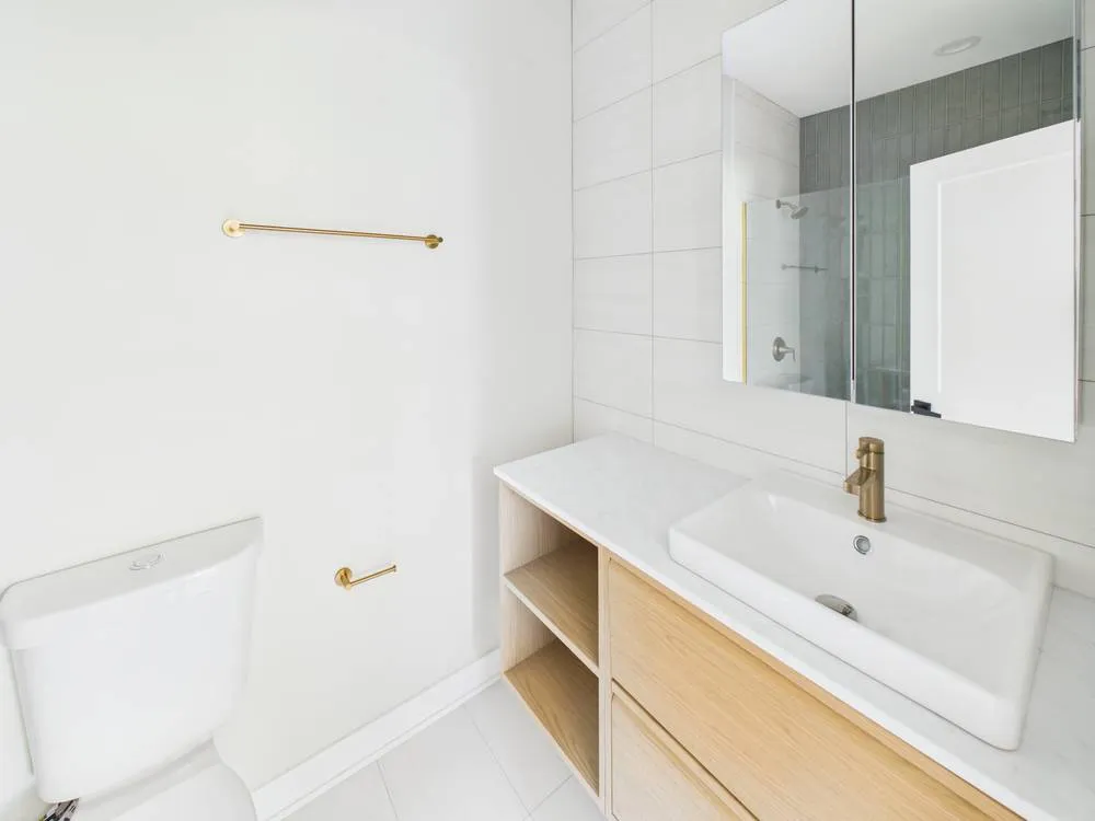2839 W 24th Blvd   60623 60623-unit#1F-Chicago-IL