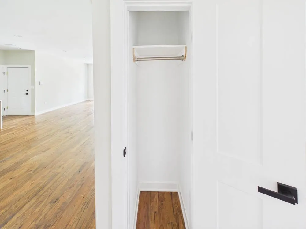 2839 W 24th Blvd   60623 60623-unit#1F-Chicago-IL