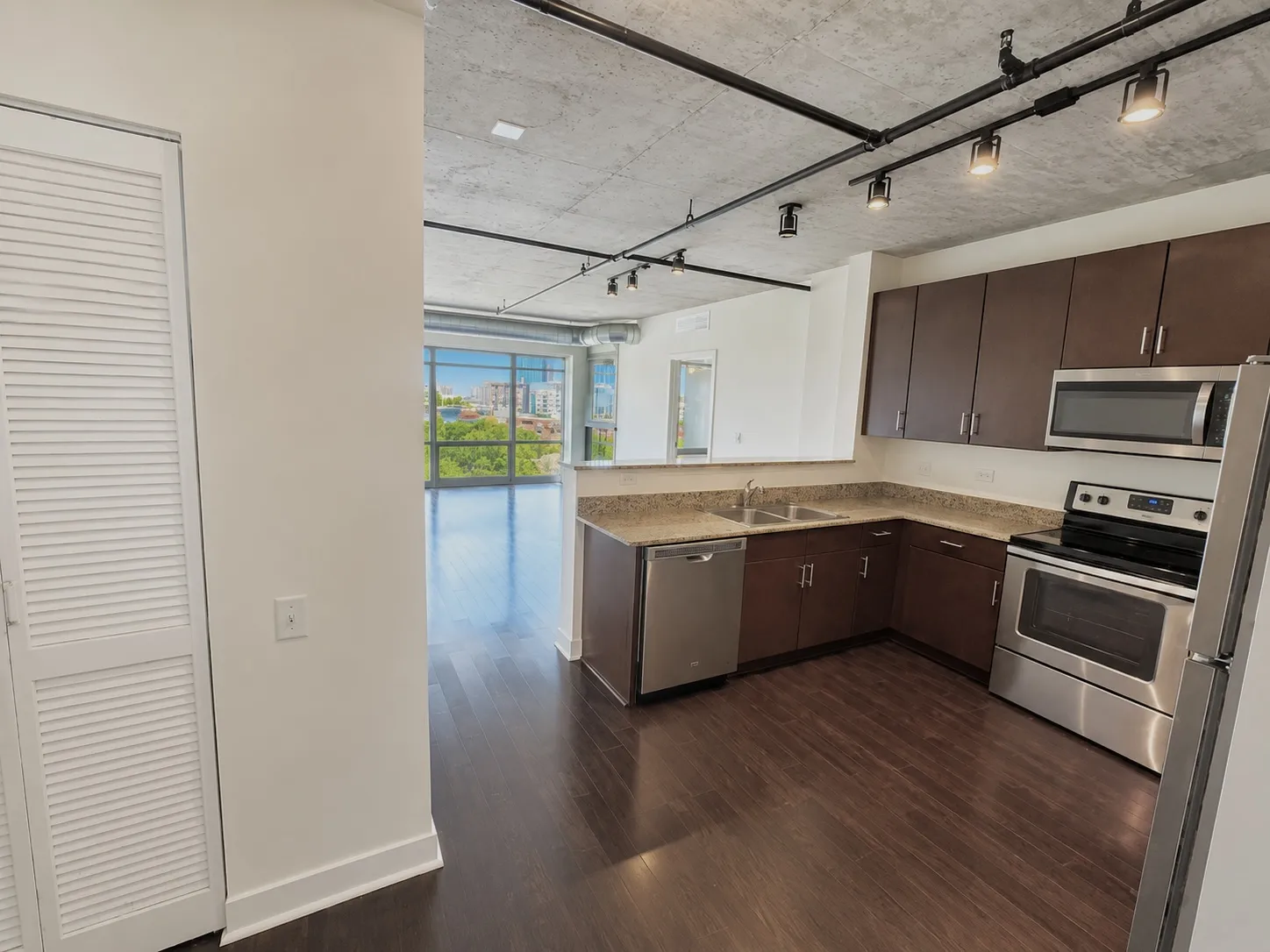 900 S Clark St   60605 60605-unit#1201-Chicago-IL