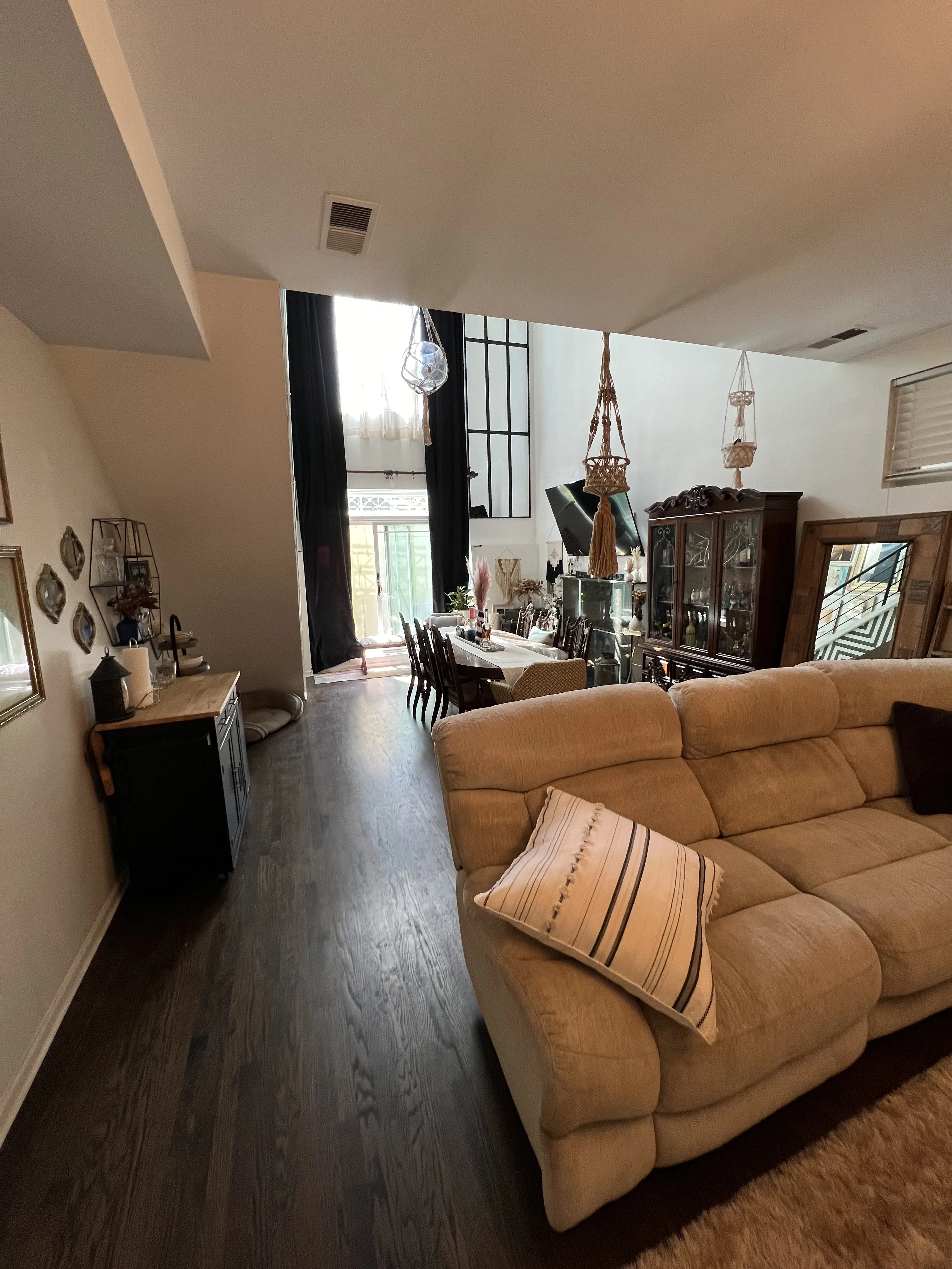1617 N CAMPBELL AVE 60647-Campbell Gardens-unit#1N-Chicago-IL
