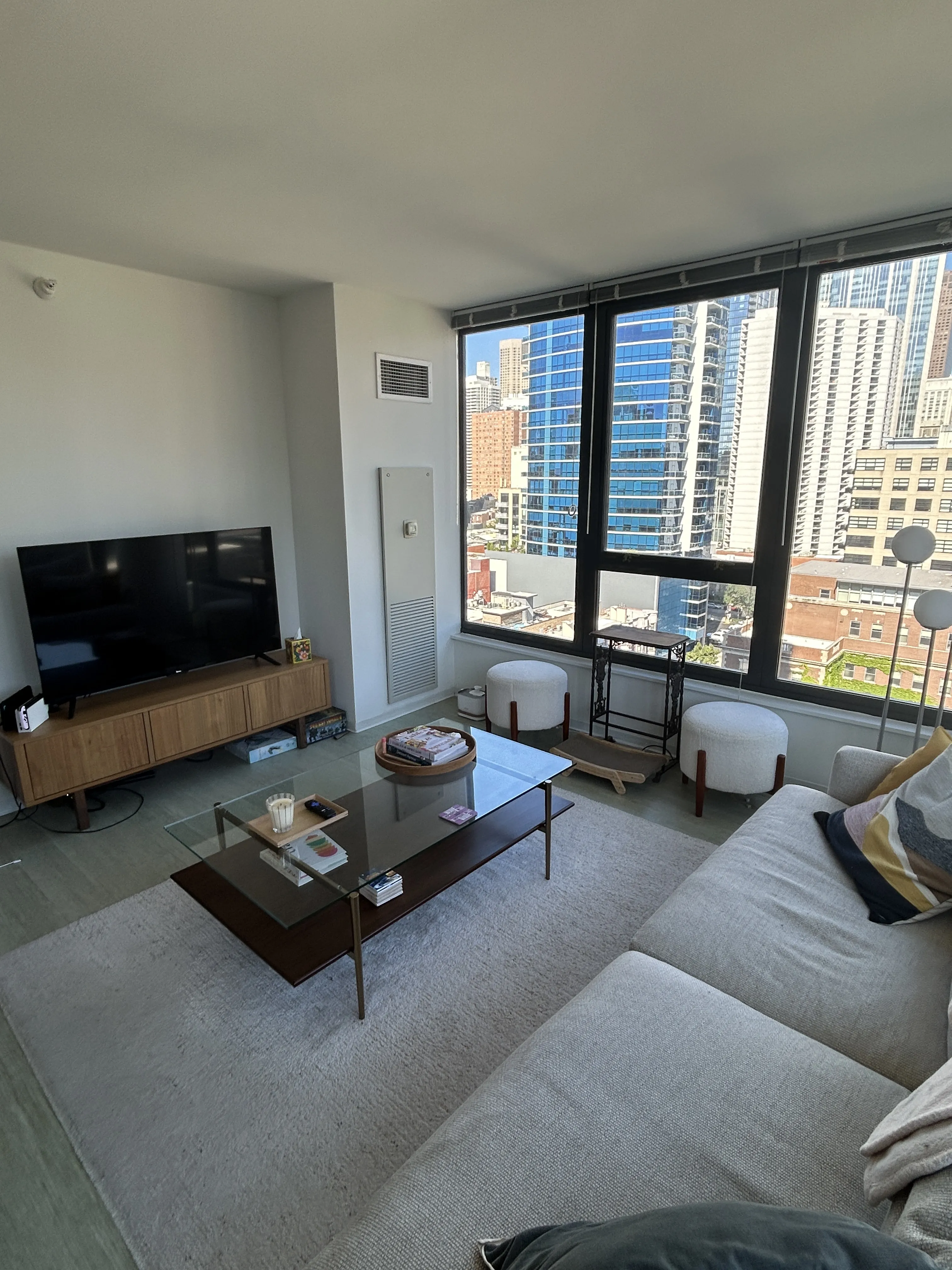 165 W Superior St   60654 60654-Exhibit on Superior-unit#1204-Chicago-IL