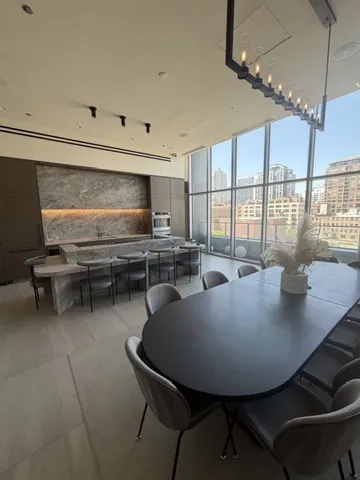 369 W Grand Ave   60654 60654-unit#1302-Chicago-IL