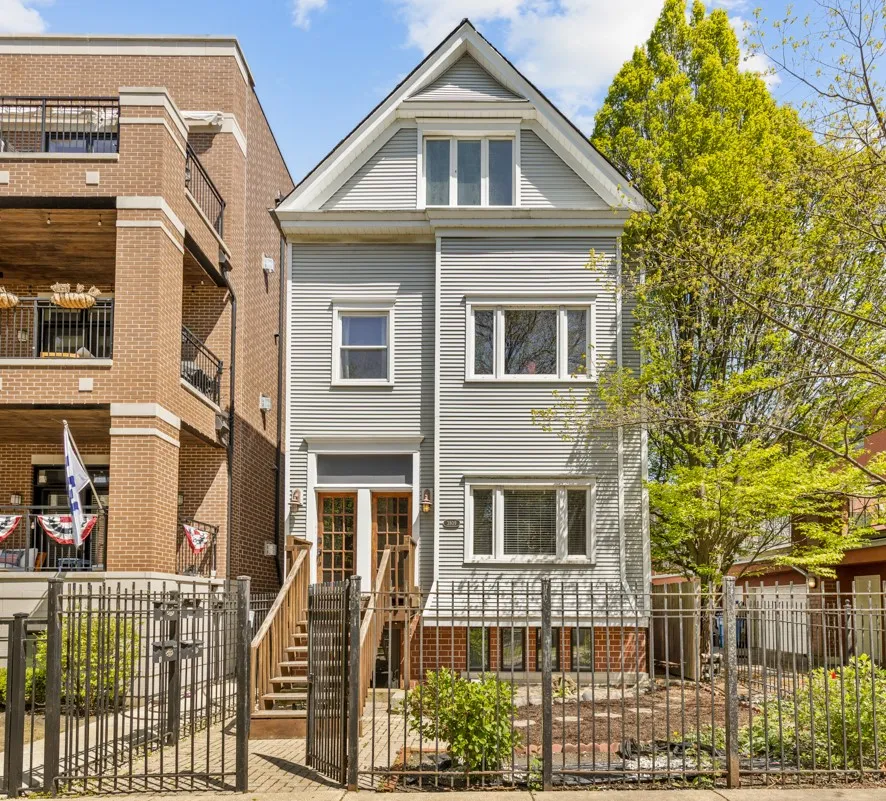 3809 N Kenmore Ave   60613 60613-Kenmore-Chicago-IL