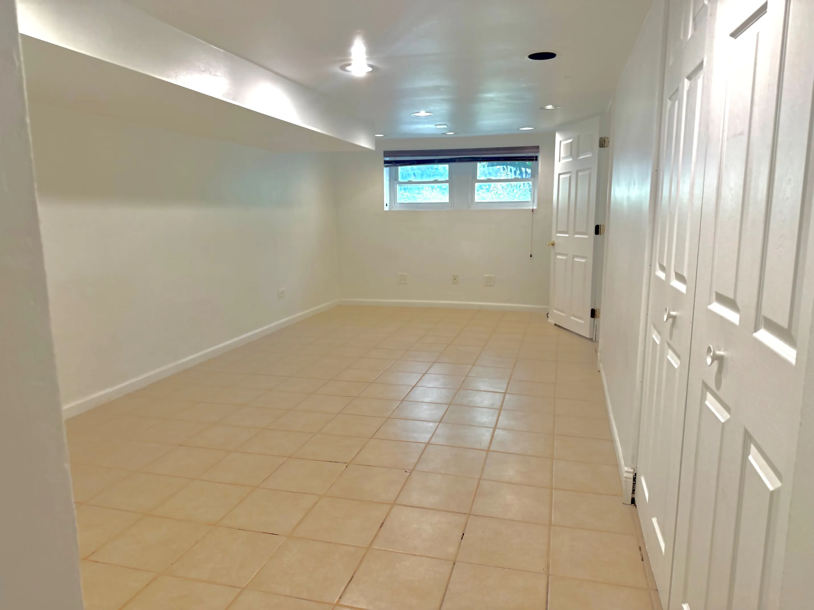 3027 N Clybourn Ave   60618 60618-unit#G-Chicago-IL