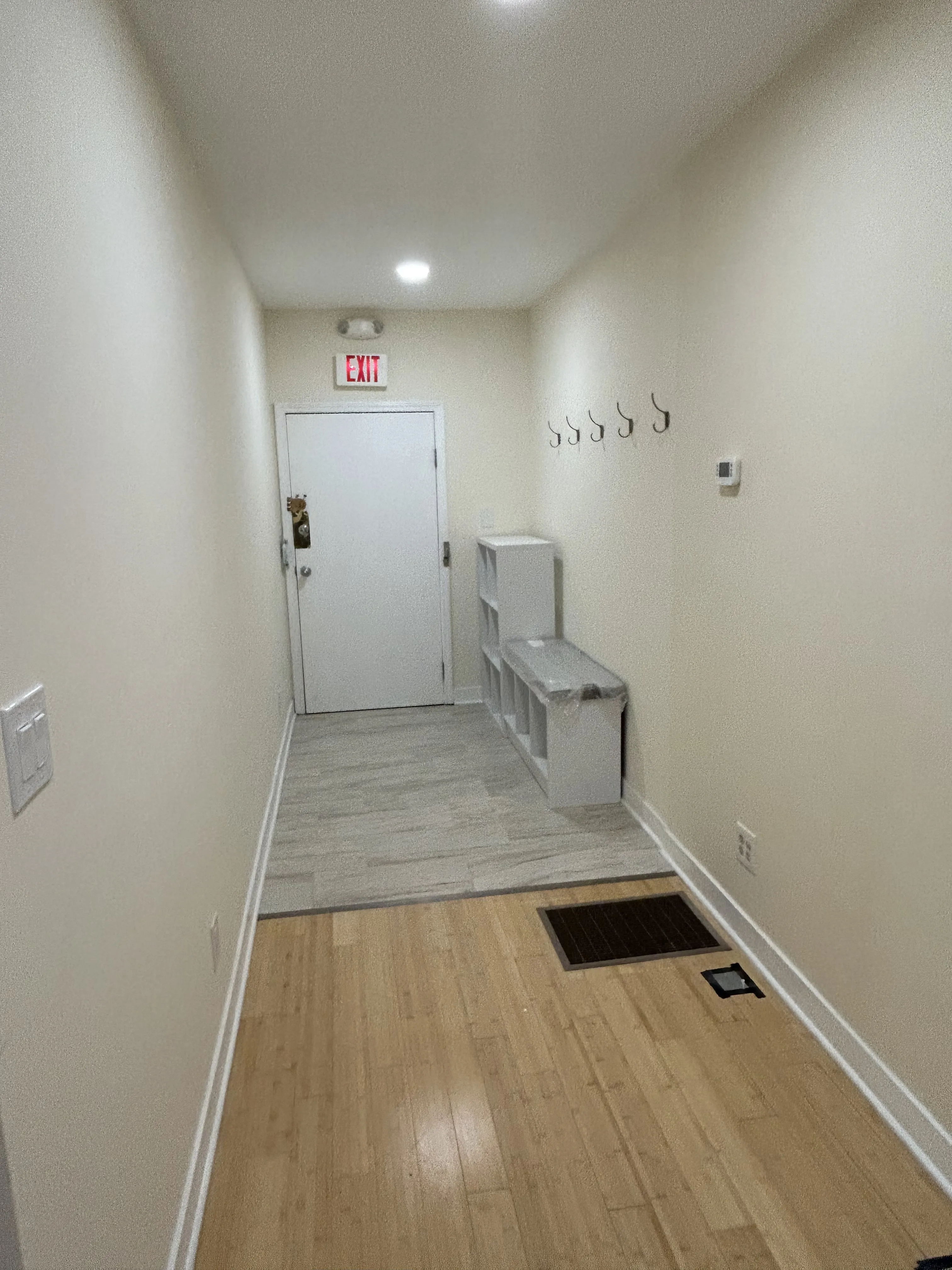 5746 N Milwaukee Ave 60646 60646-unit#1-Chicago-IL
