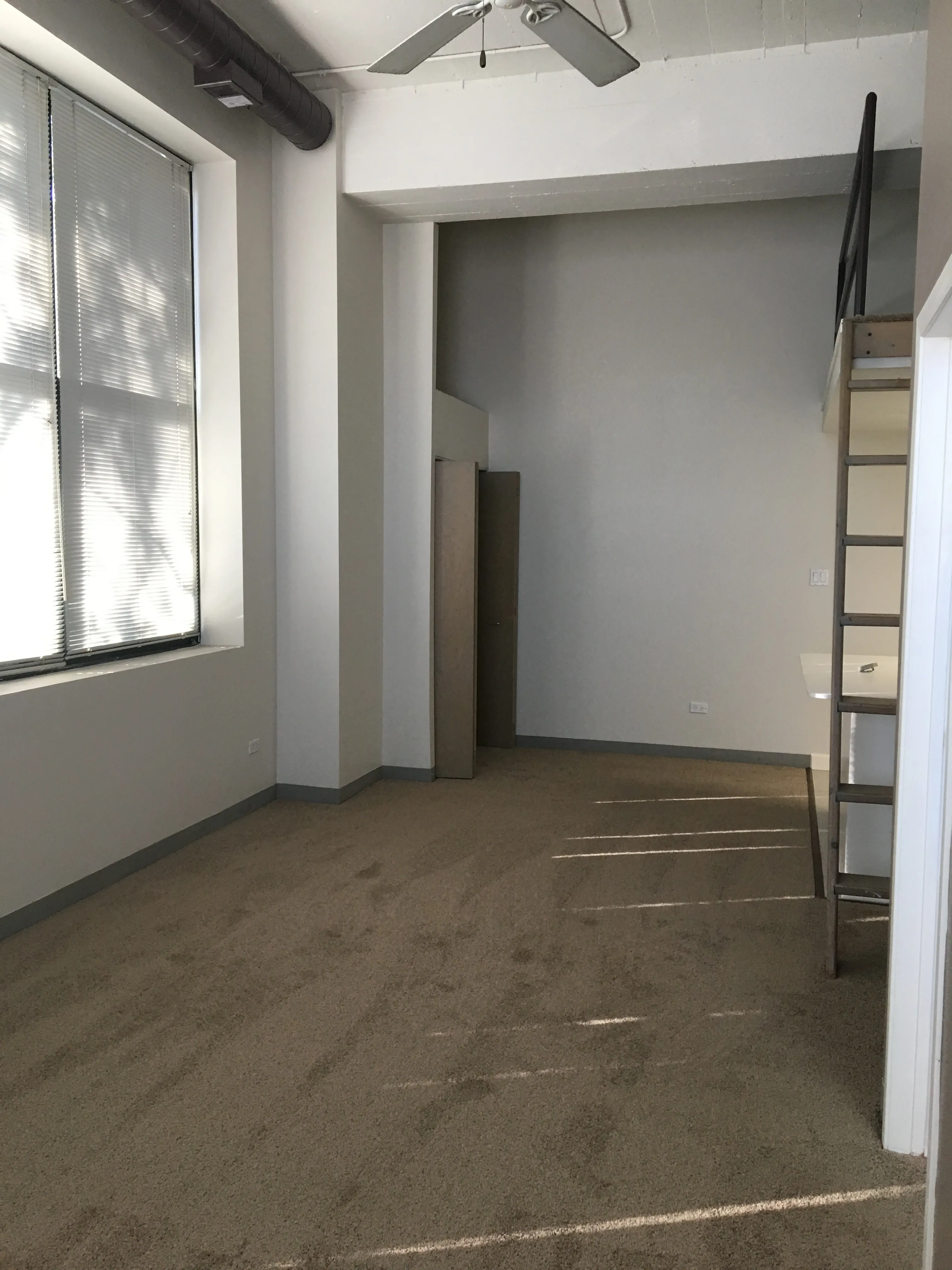 999 W Wolfram St 60657 60657-Sheffield Lofts-unit#405-Chicago-IL