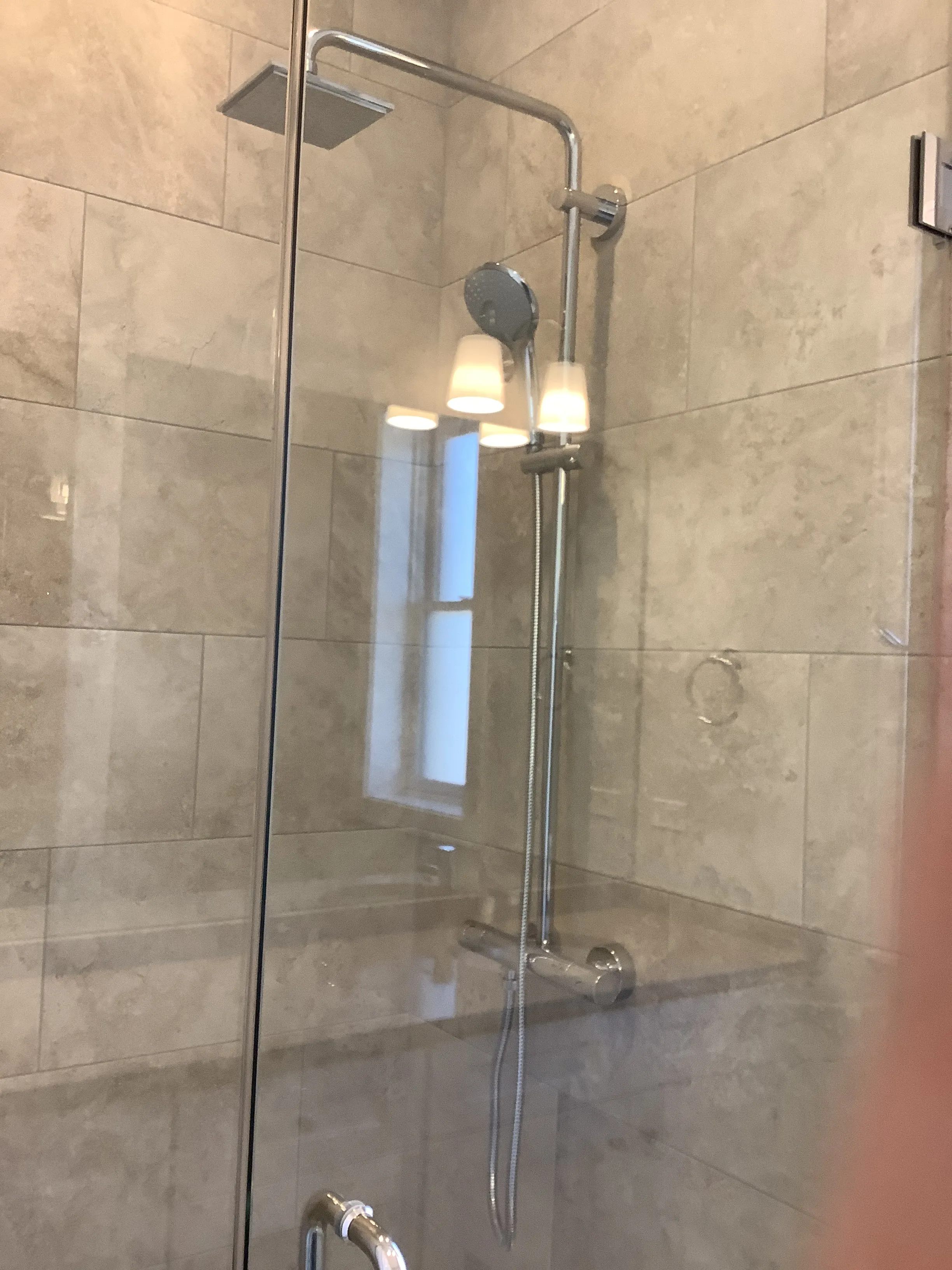 5522 W Higgins Ave   60630 60630-Higgins 7-unit#2E-Chicago-IL