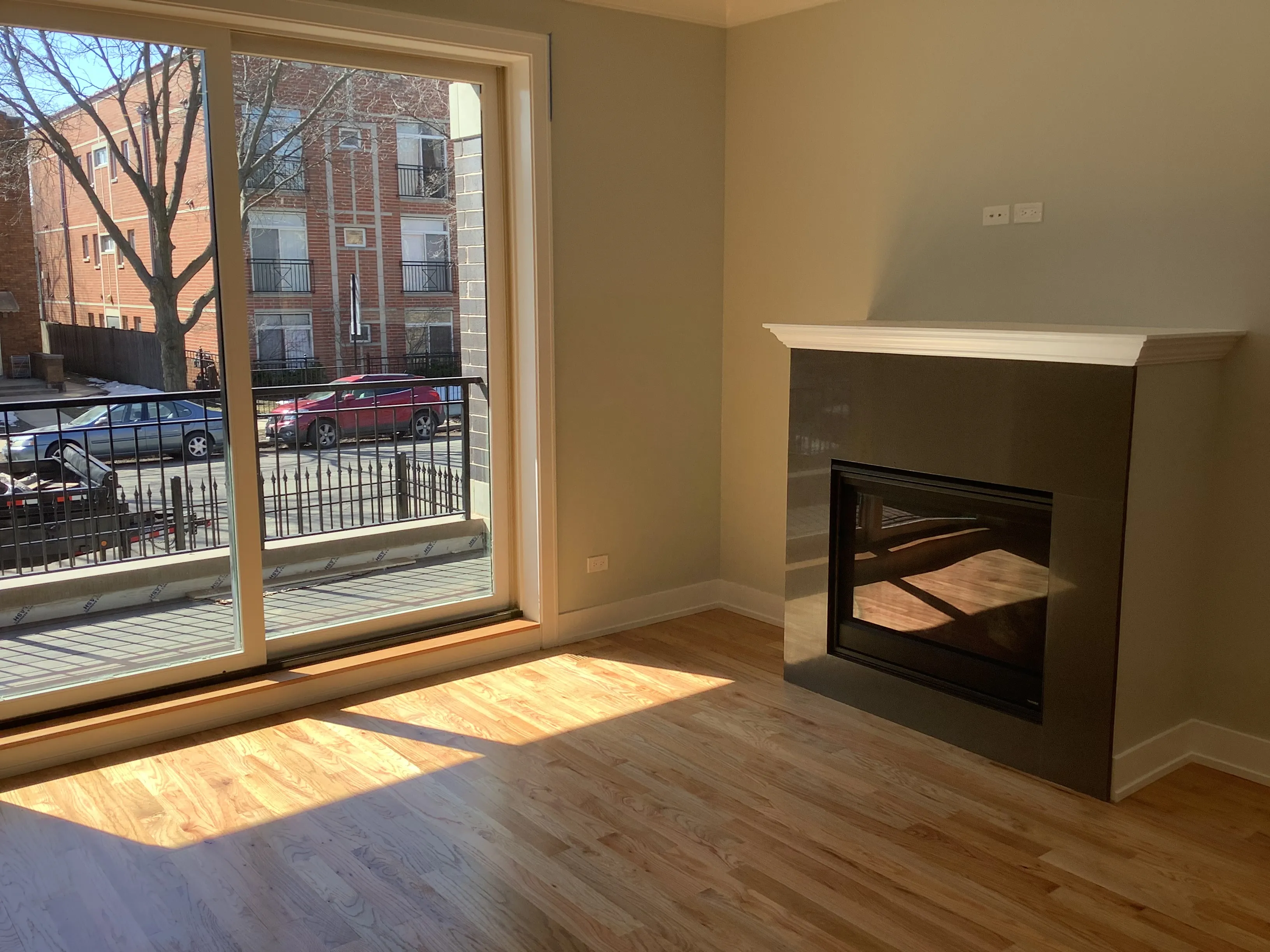 5522 W Higgins Ave   60630 60630-Higgins 7-unit#2E-Chicago-IL