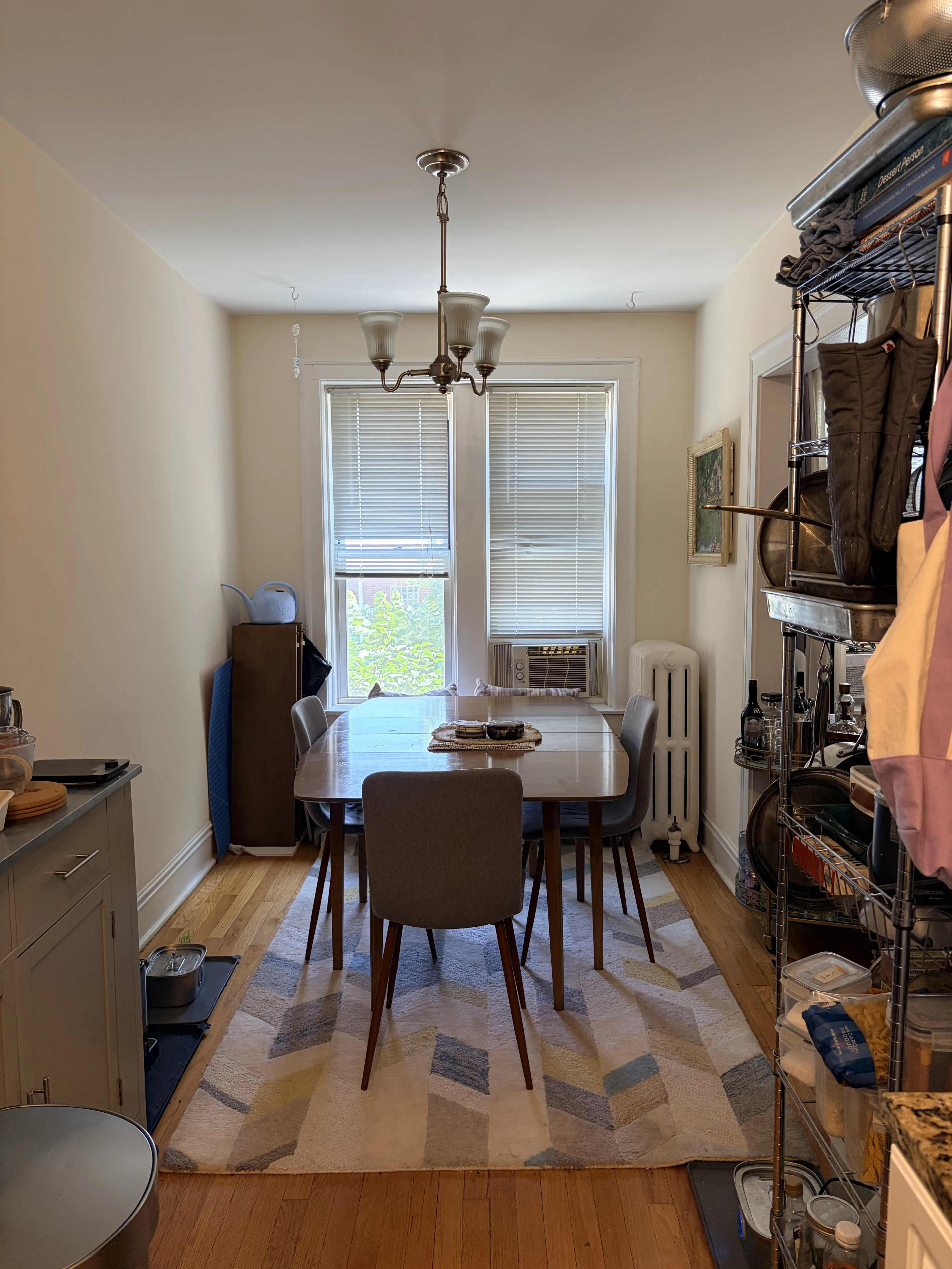 3708 N WOLCOTT AVE 60613-Wolcott Apartments-unit#Apt 1-Chicago-IL