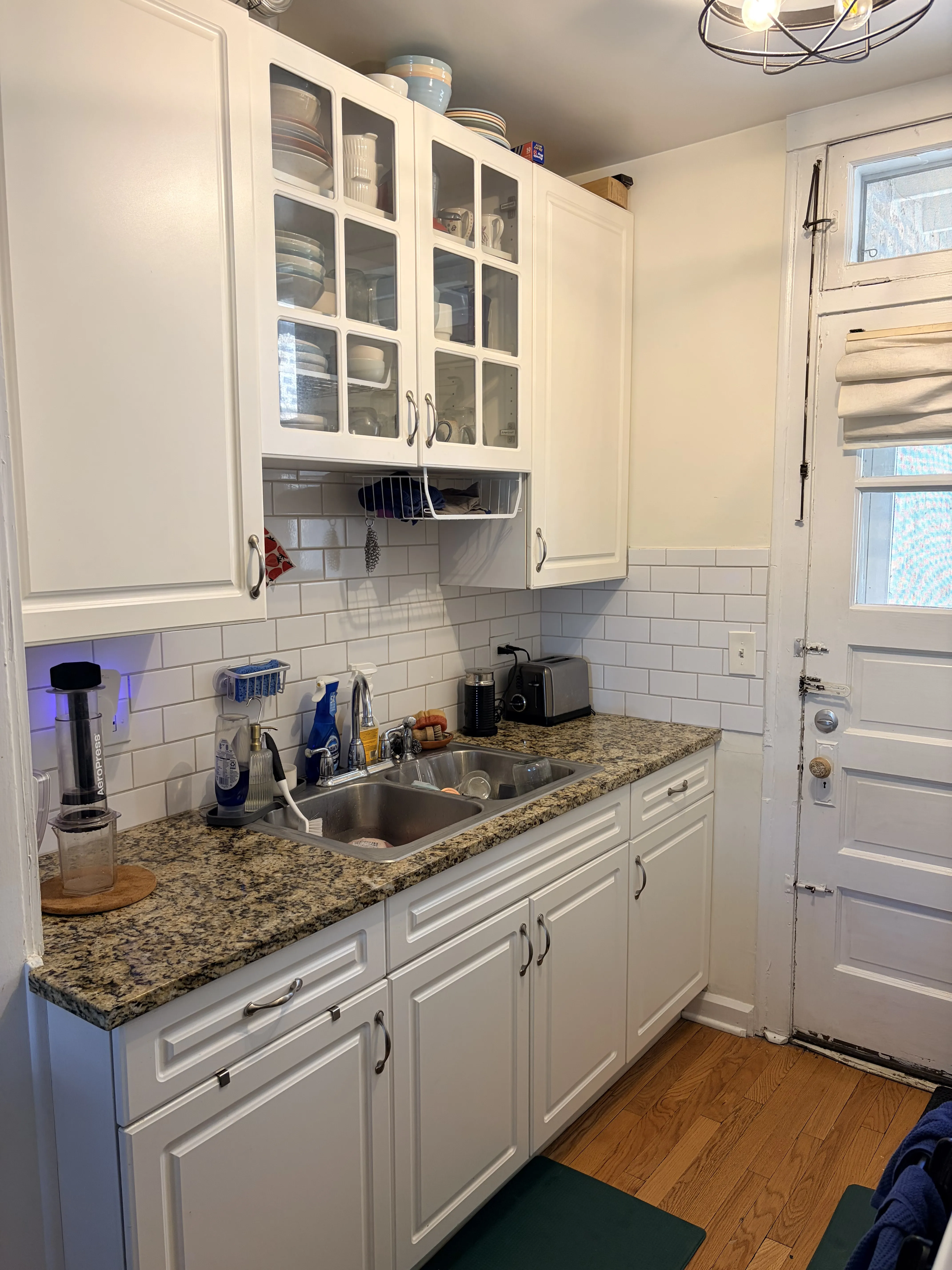3708 N WOLCOTT AVE 60613-Wolcott Apartments-unit#Apt 1-Chicago-IL