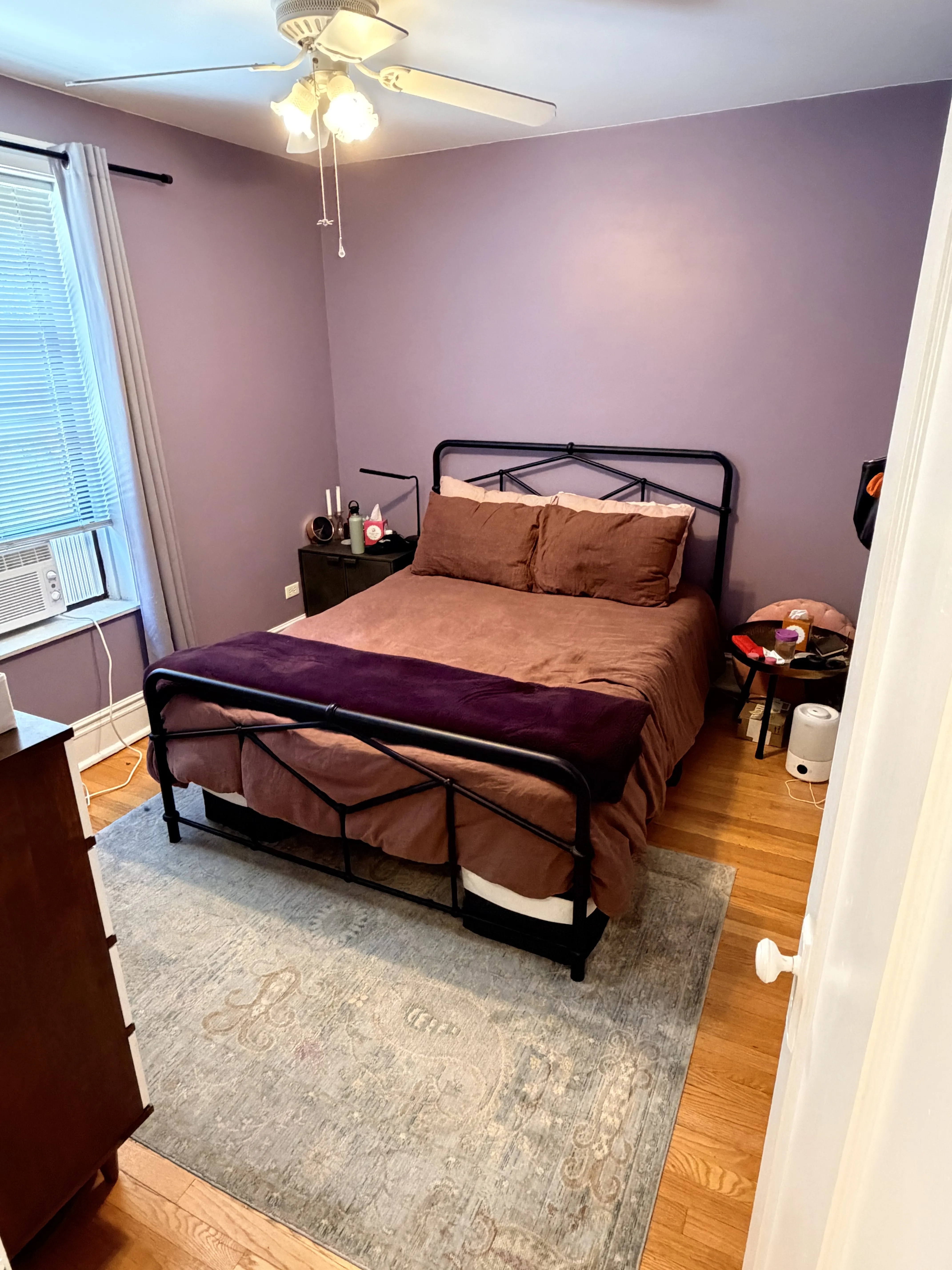 3708 N WOLCOTT AVE 60613-Wolcott Apartments-unit#Apt 1-Chicago-IL